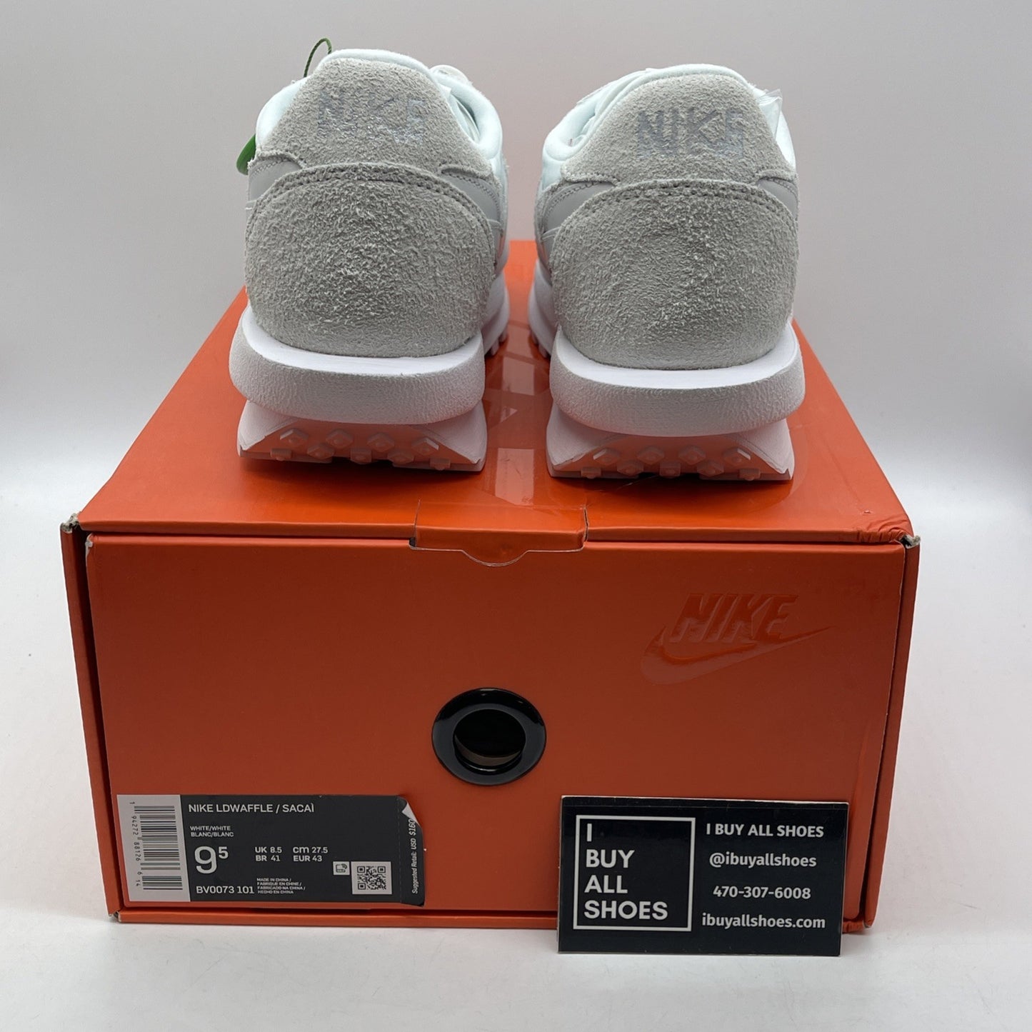 Size 9.5 - Nike sacai x LDWaffle White Nylon Grey White Suede (BV0073-101)