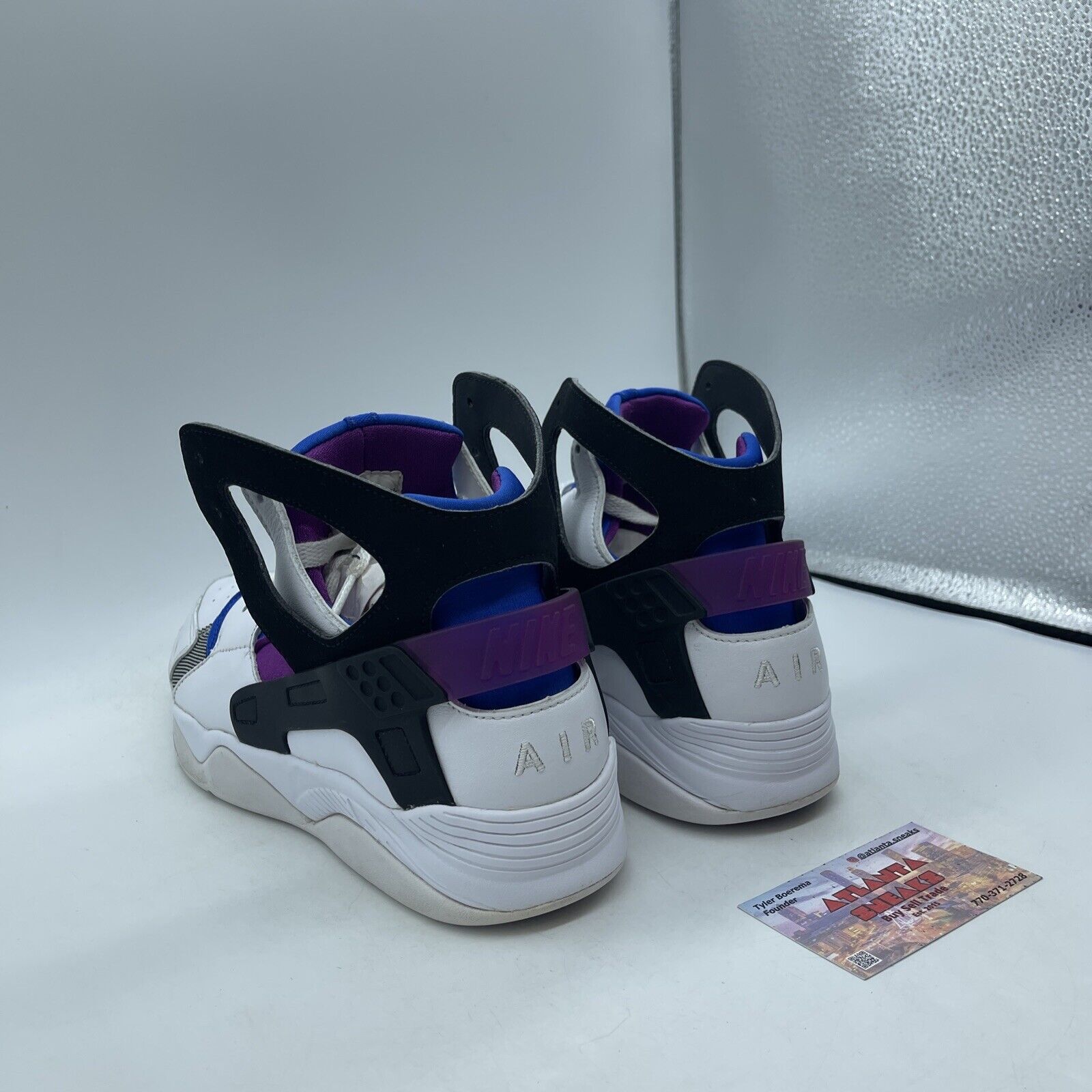 Size 10 - Nike Air Flight Huarache PRM QS 2014 OG Purple Leather (686203-100)