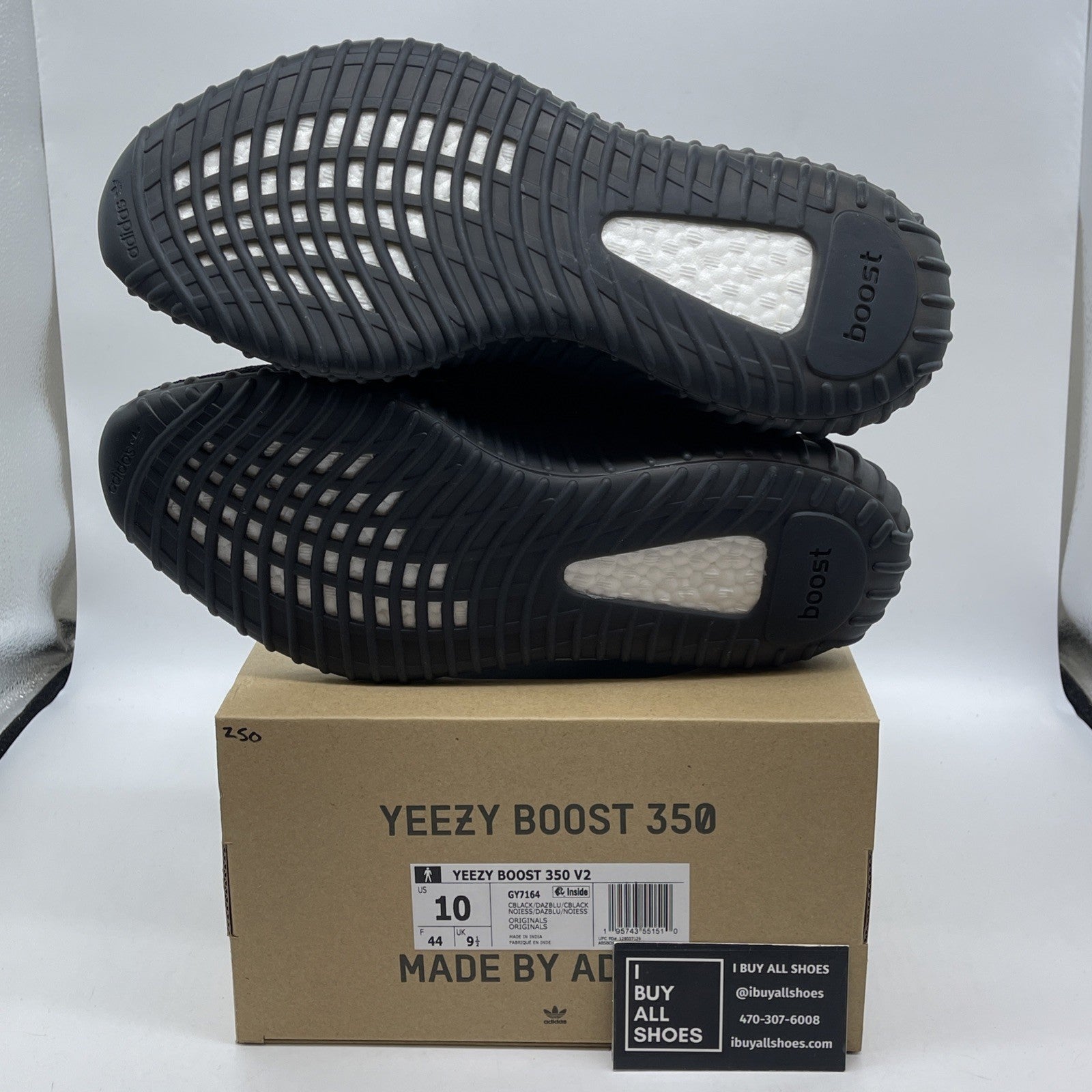 Size 10 - adidas Yeezy Boost 350 V2 Low Dazzling Blue Black Suede (GY7164)