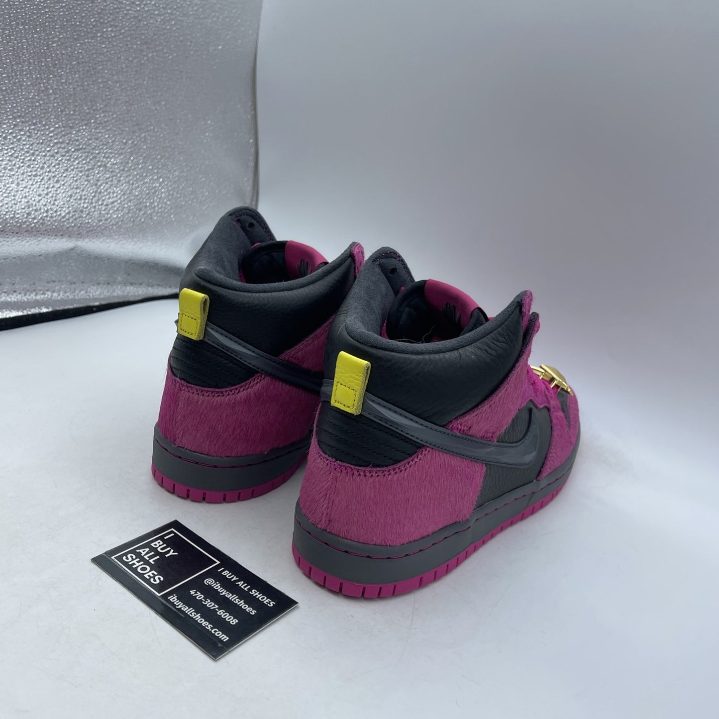 Size 8 - Nike Run The Jewels x Dunk SB High 4/20 (DX4356-600)
