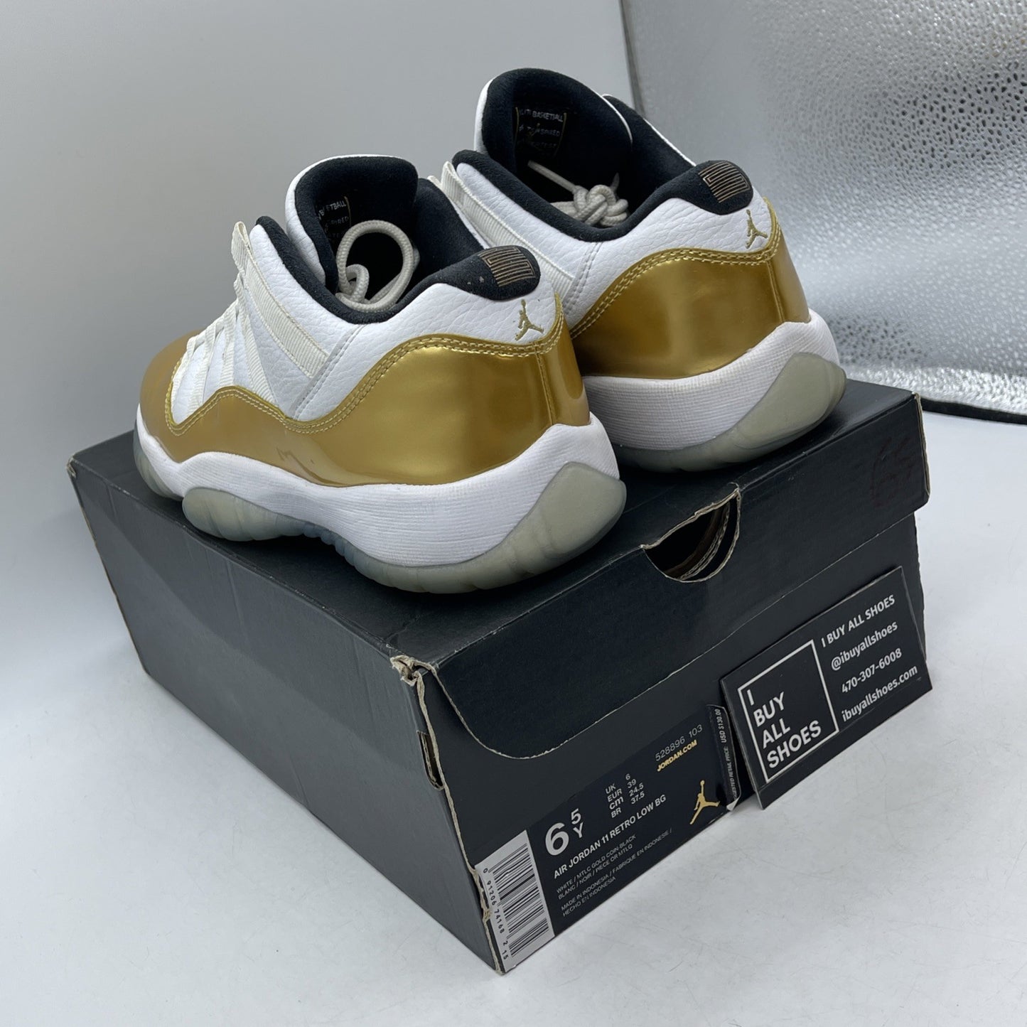 Size 6.5Y - Air Jordan 11 Retro Low Closing Ceremony (528896-103)