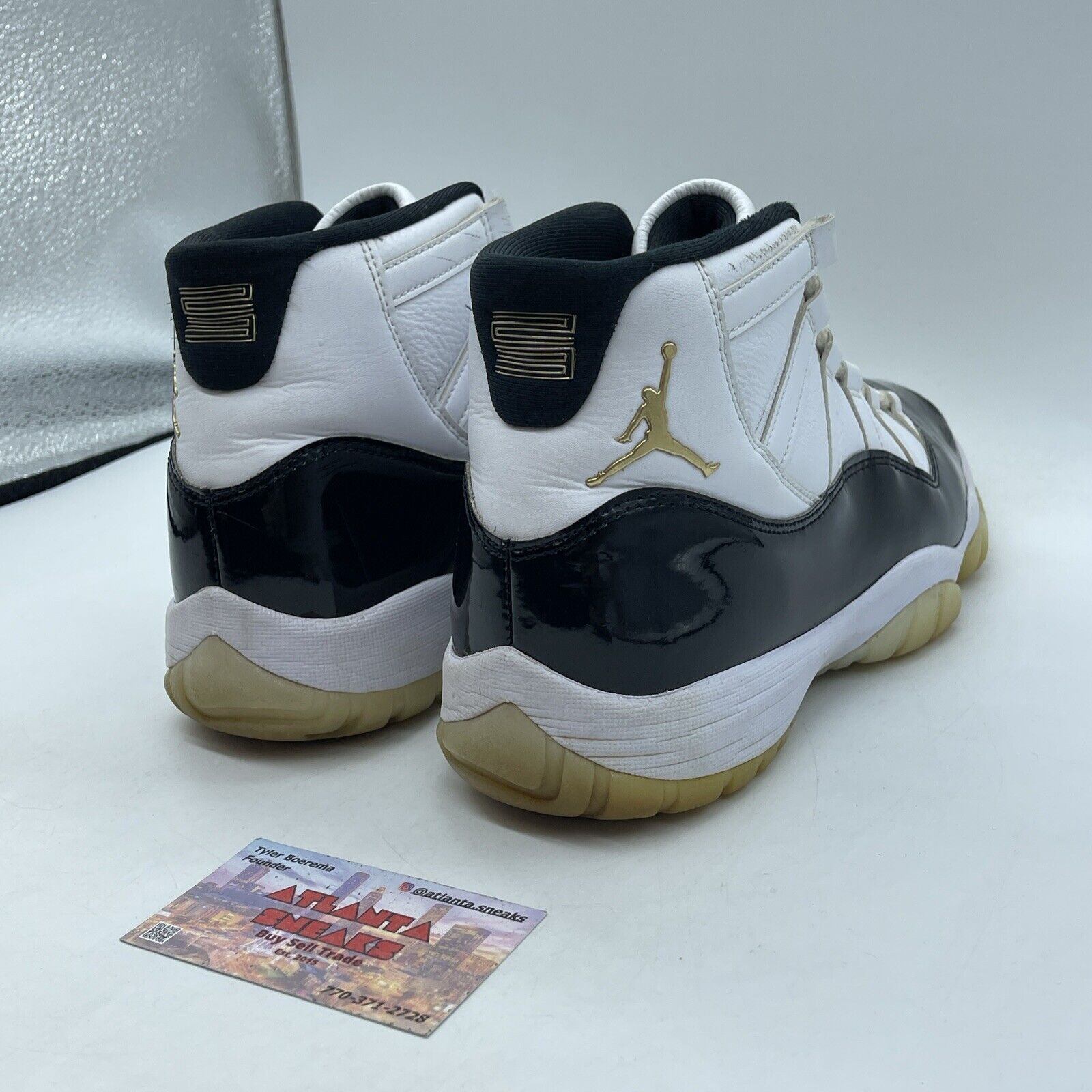 Size 9.5 - Jordan 11 Retro Mid Gratitude / Defining Moments White (CT8012-170)