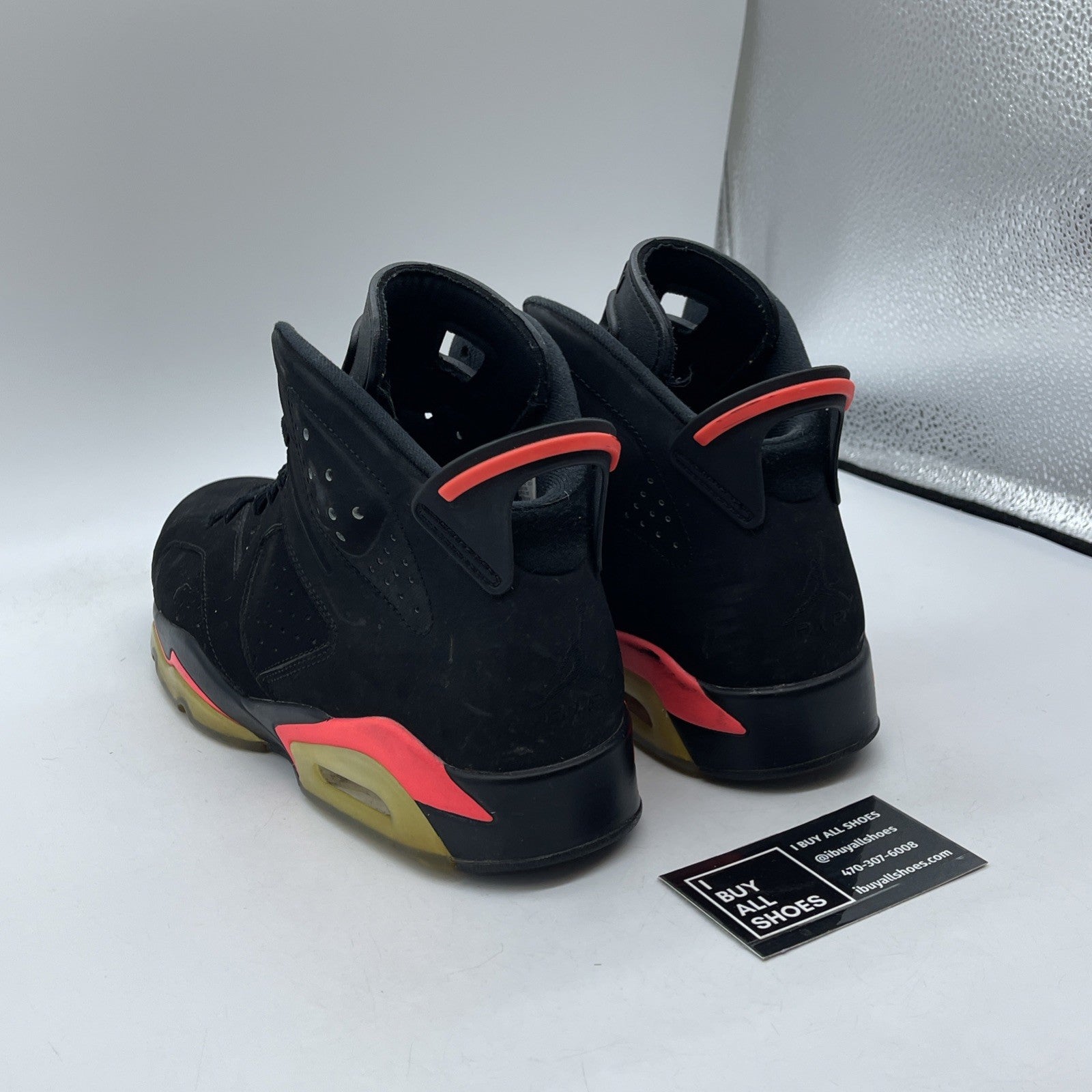 Size 9.5 - Jordan 6 Retro Infrared Black Pink Suede (384664-023)