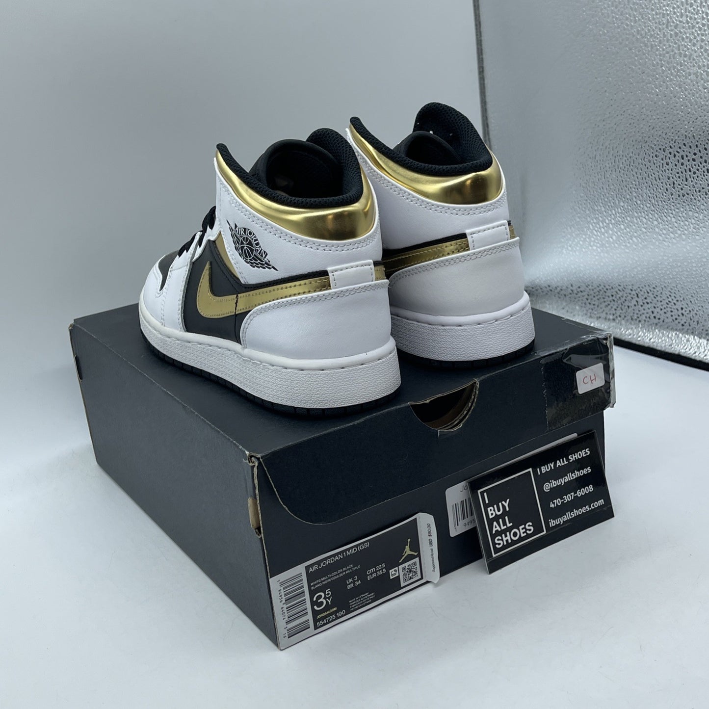 Size 3.5Y - Nike Air Jordan 1 Mid White Gold Black Leather (GS) (554725-190)
