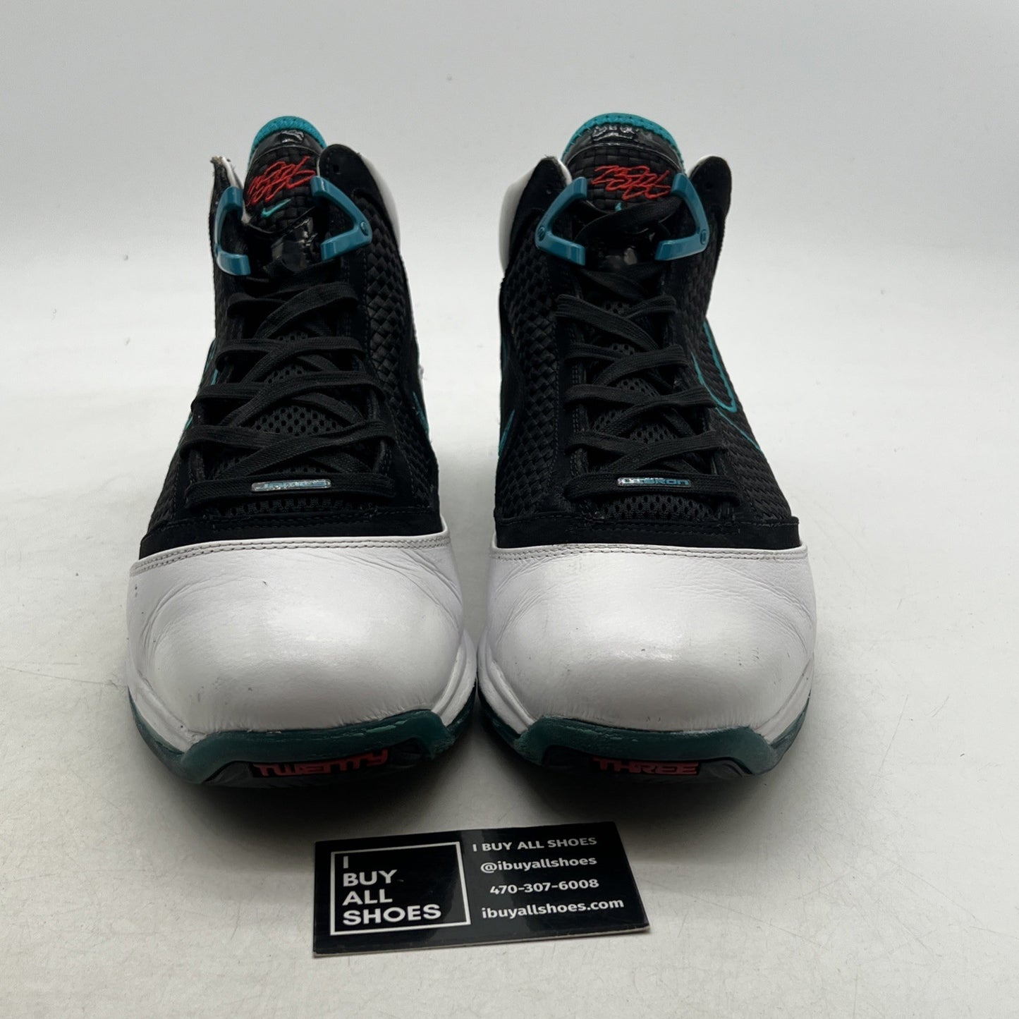 Size 14 - Nike Air Max LeBron 7 Retro QS 2019 Red Carpet (CU5133-100)