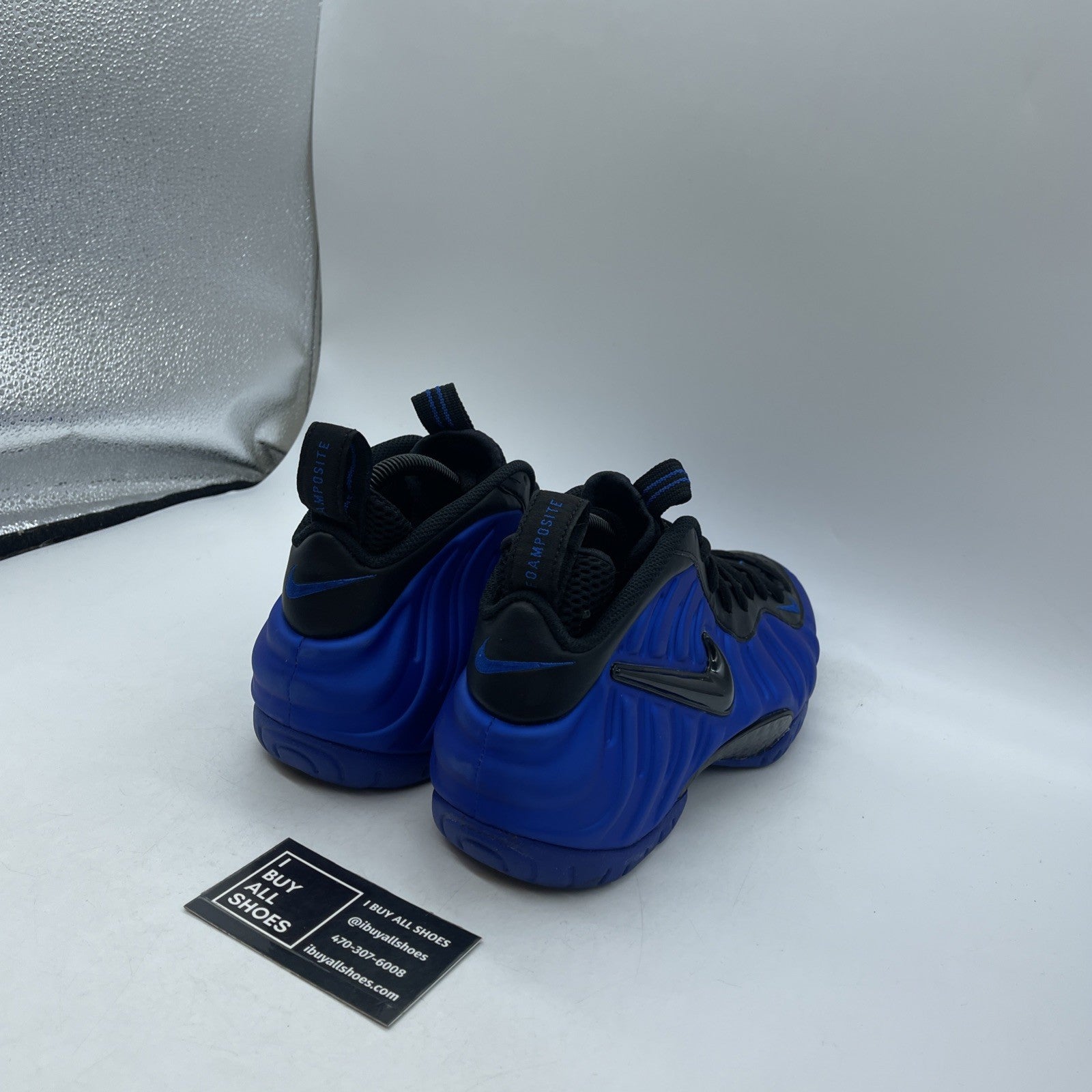 Size 7.5 - Nike Air Foamposite Pro Hyper Cobalt (624041-403)