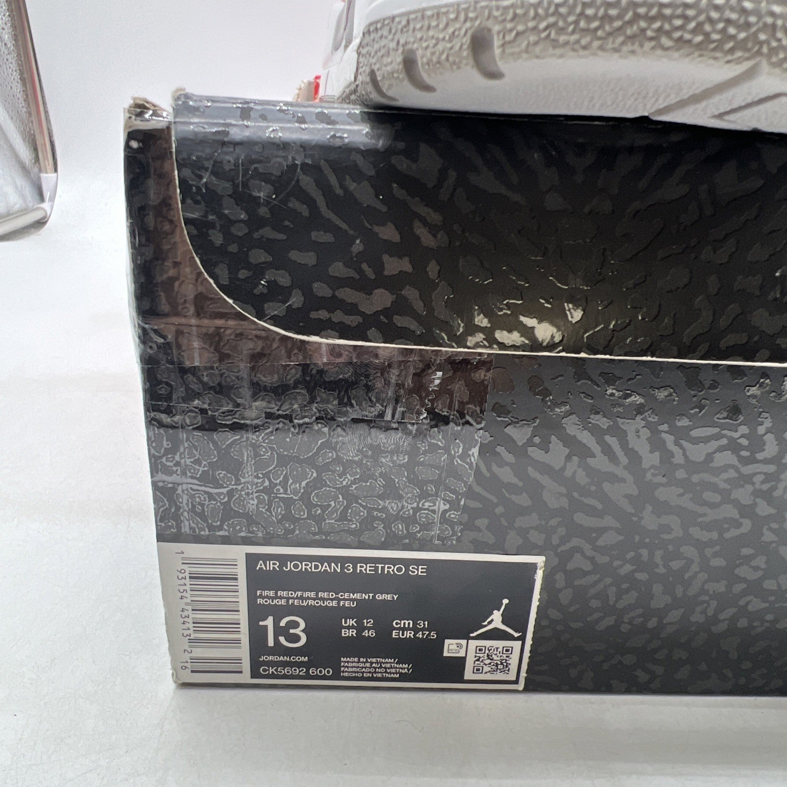 Size 13 - Air Jordan 3 Retro SE Mid Unite (CK5692-600)