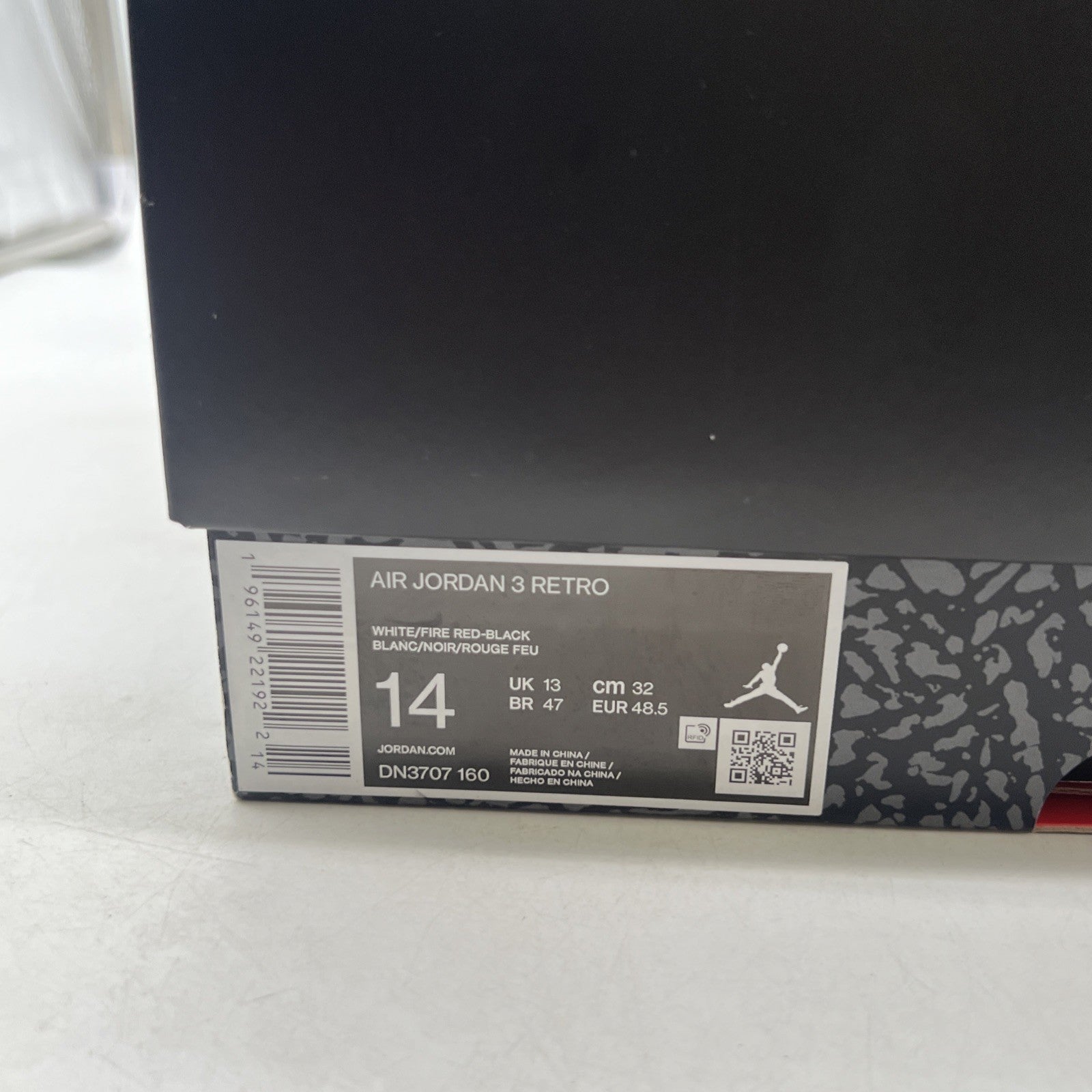 Size 14 - Air Jordan 3 Retro Mid Fire Red (DN3707-160)
