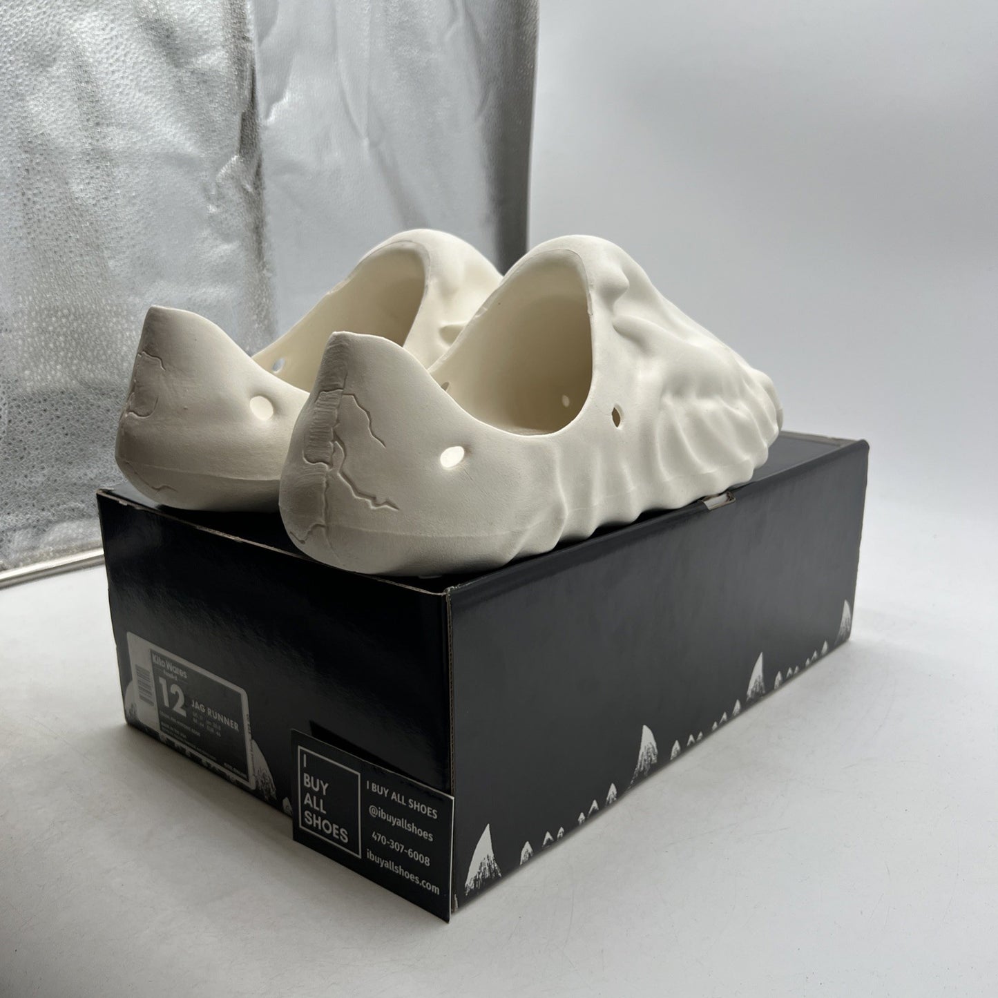 Size 12 - Kito Wares Fossil-X Jag Runners “Pre-Historic Bone”