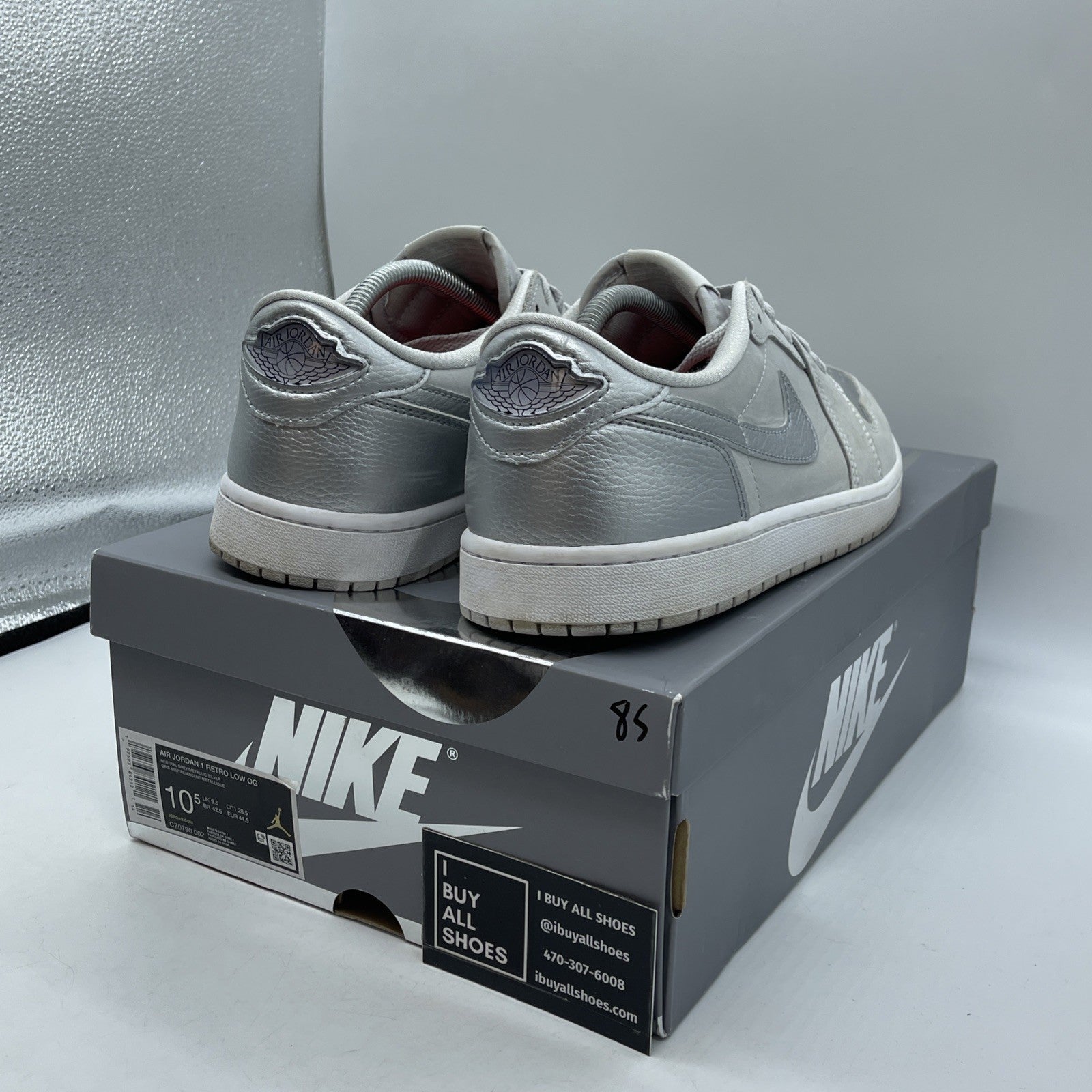Size 10.5 - Air Jordan 1 Retro OG Low Metallic Silver Grey Suede (CZ0790-002)