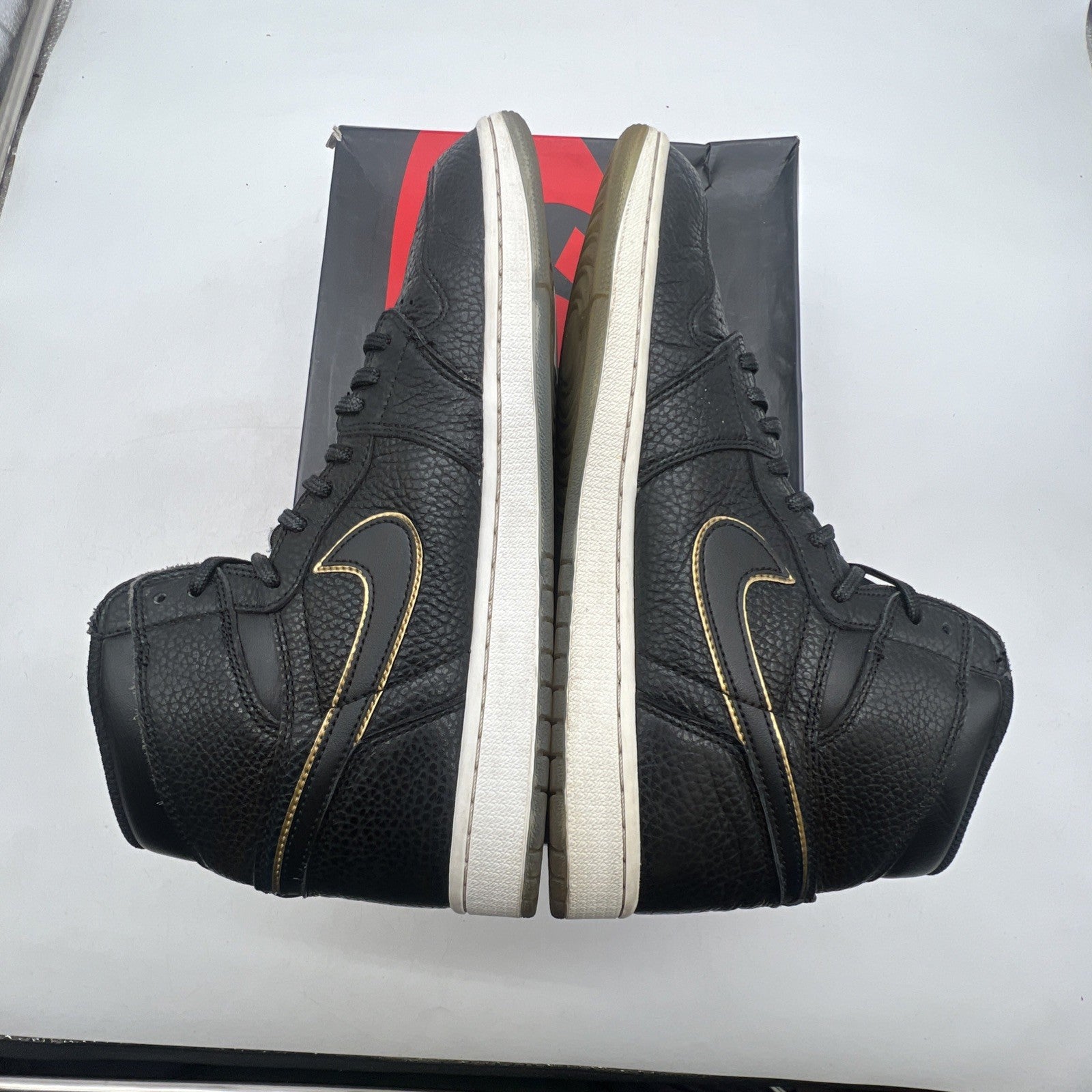 Size 11 - Air Jordan 1 Retro OG High City of Flight (555088-031)
