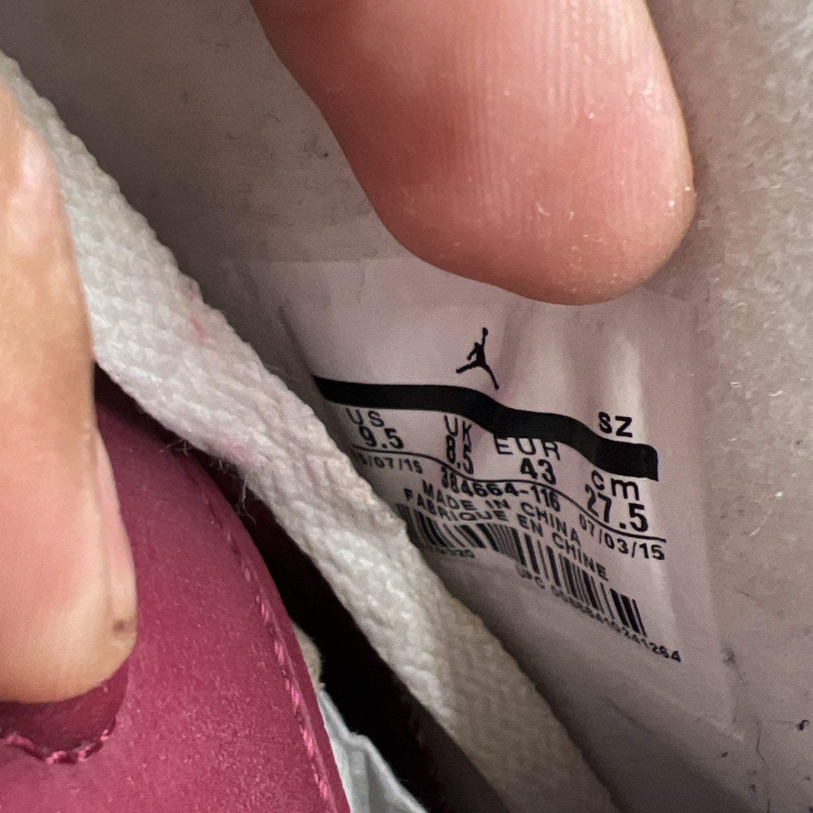 Size 9.5 - Air Jordan 6 Retro 2015 Maroon (384664-116)