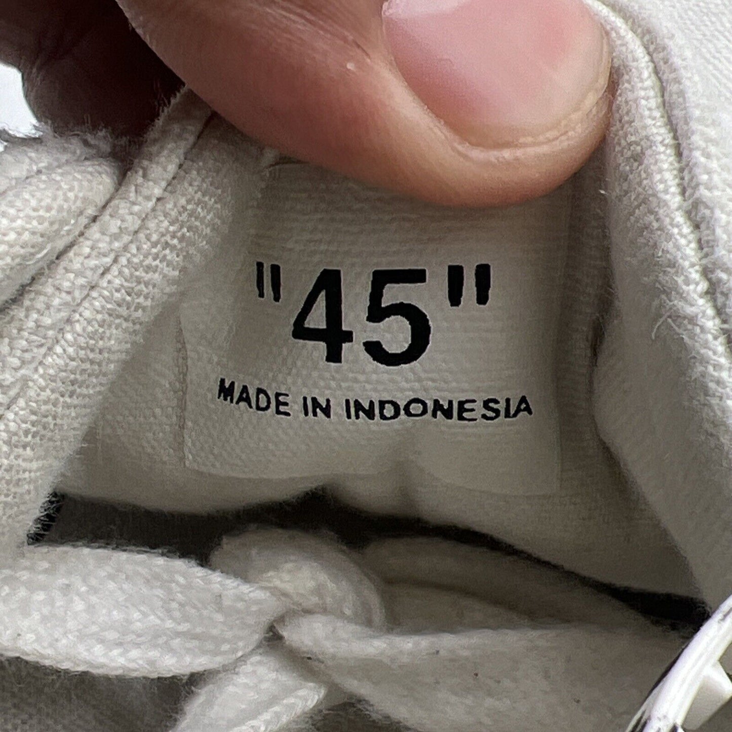 Size 11.5 - Off-White Vulc Sneaker 2020 White Black Light Blue
