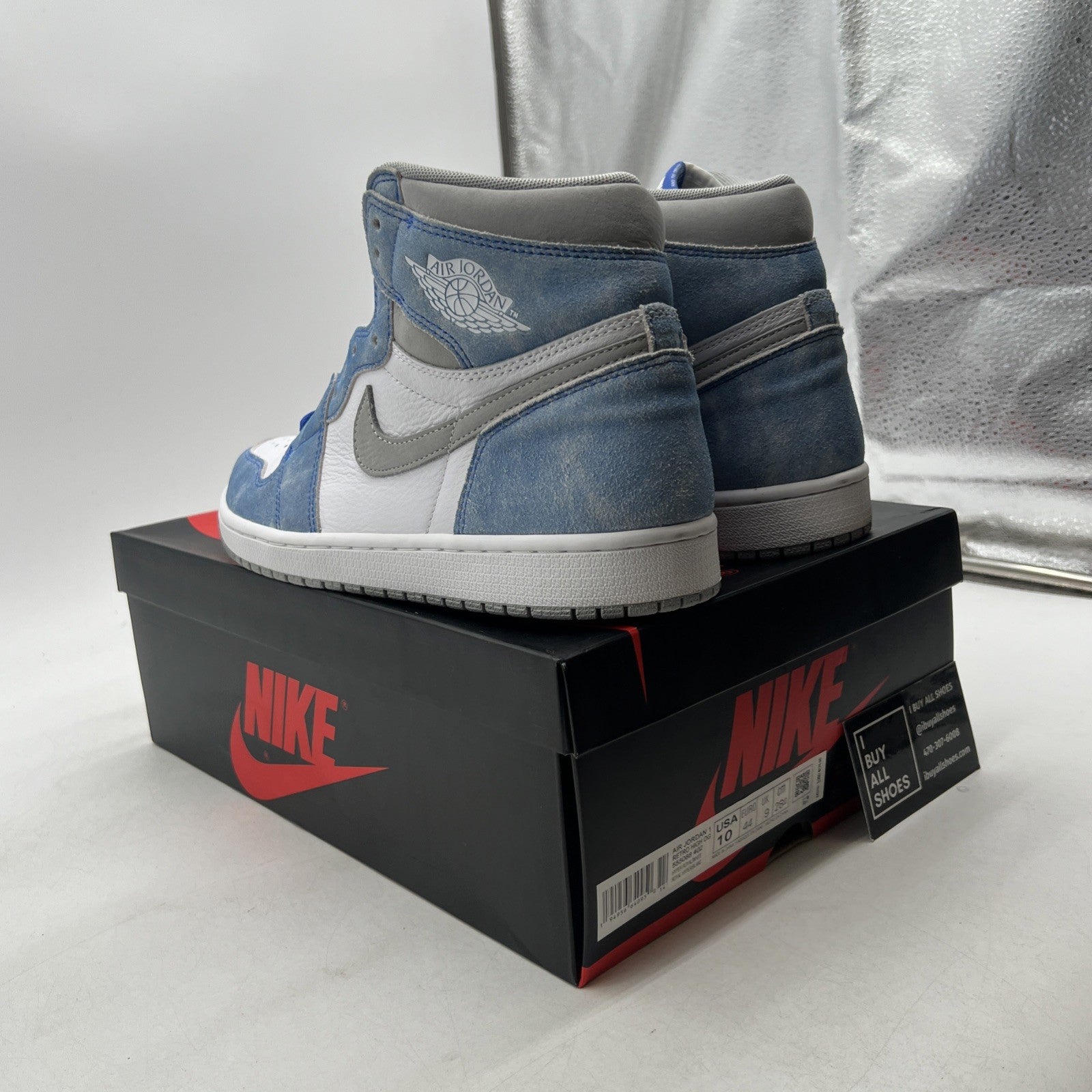 Size 10 - Air Jordan 1 Retro OG High Hyper Royal (555088-402)