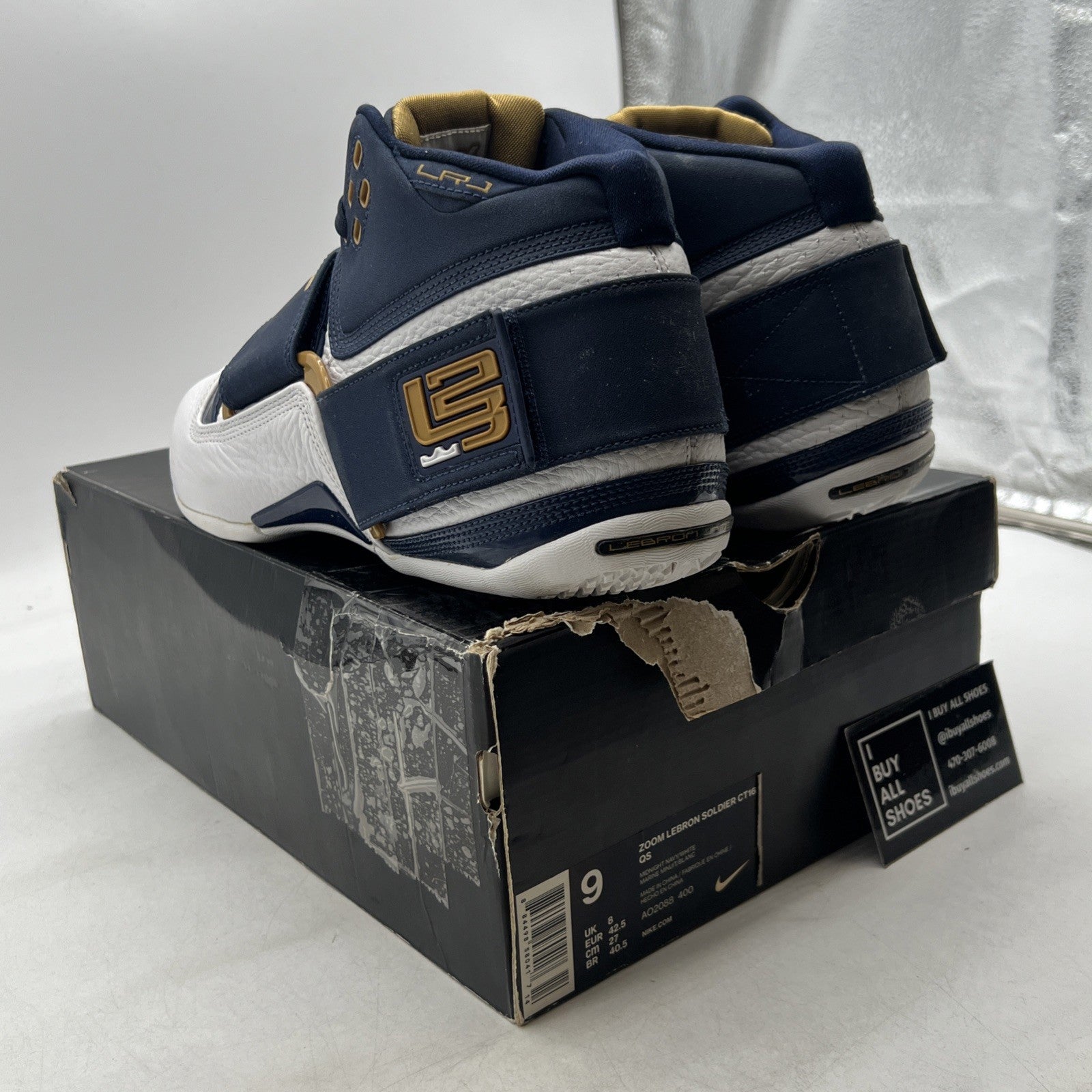 Size 9 - Nike LeBron Soldier 1 25 Straight (AO2088-400)