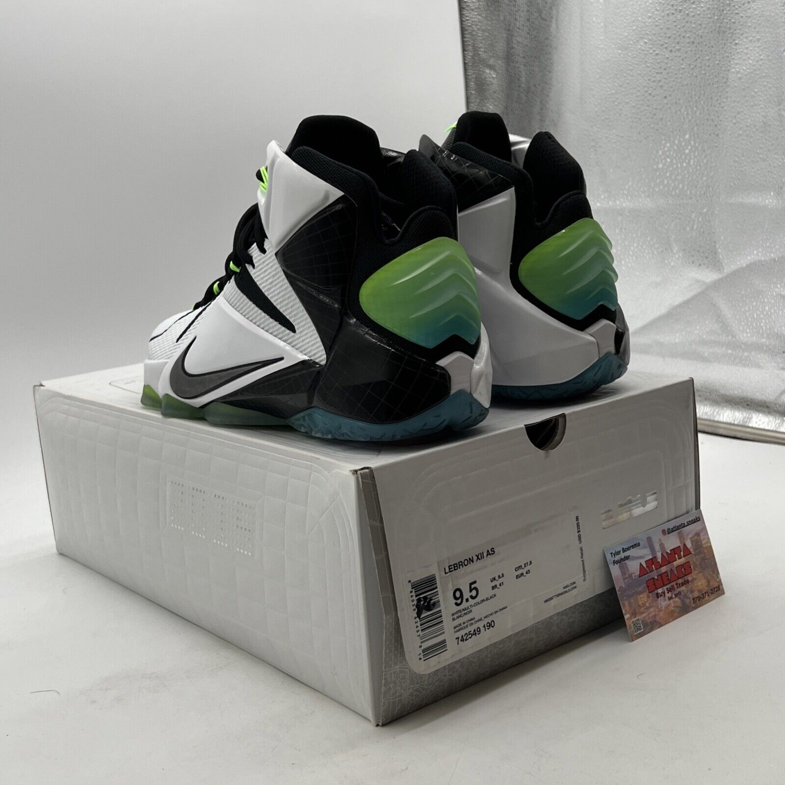 Size 9.5 - Nike LeBron 12 All Star (742549-190)