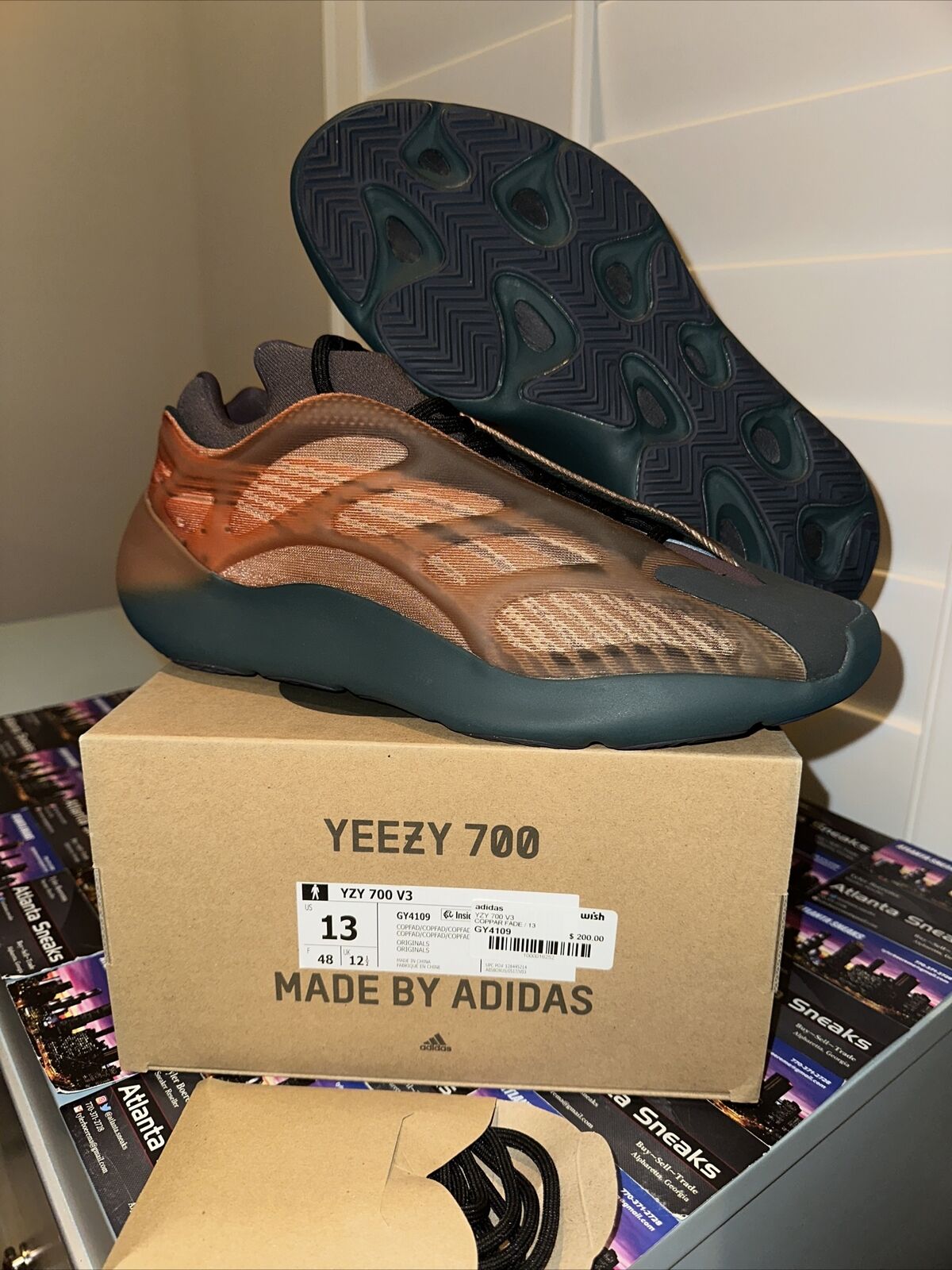 Size 13 - adidas Yeezy 700 V3 Copper Fade