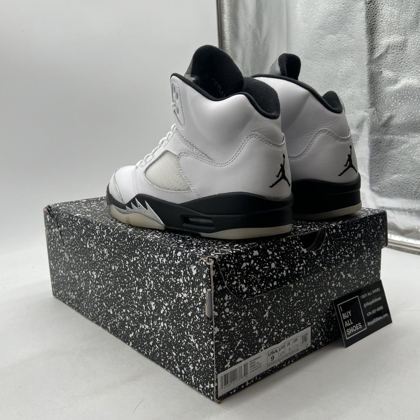 Size 9 - Air Jordan 5 Retro White Black (DD0587-100)
