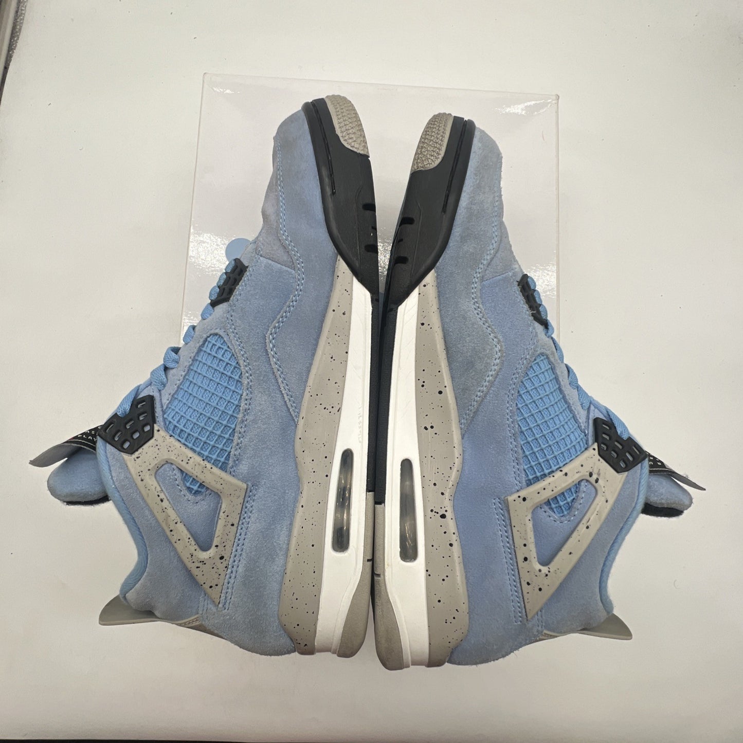 Size 10.5 - Air Jordan 4 Retro Mid University Blue (CT8527-400)