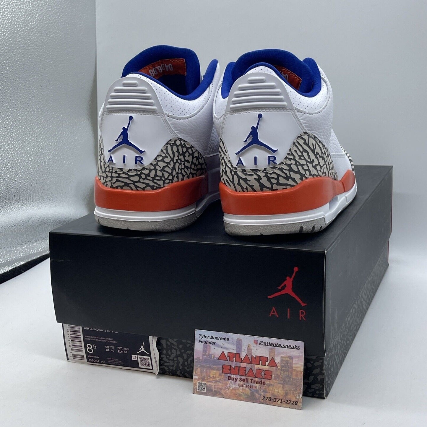 Size 8.5 - Air Jordan 3 Retro Knicks White Leather Grey Suede (136064-148)