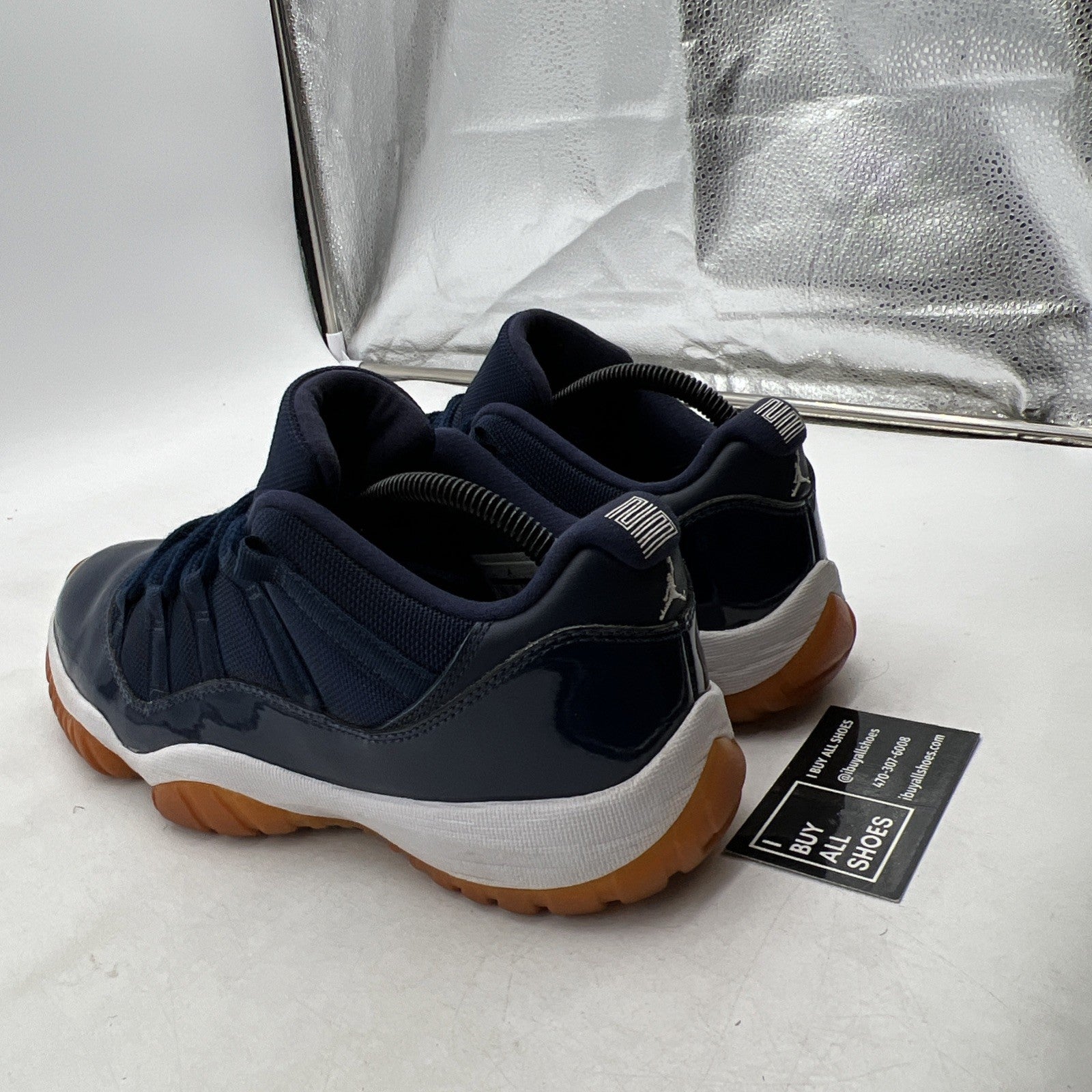 Size 9.5 - Air Jordan 11 Retro Low Navy Gum (528895-405)