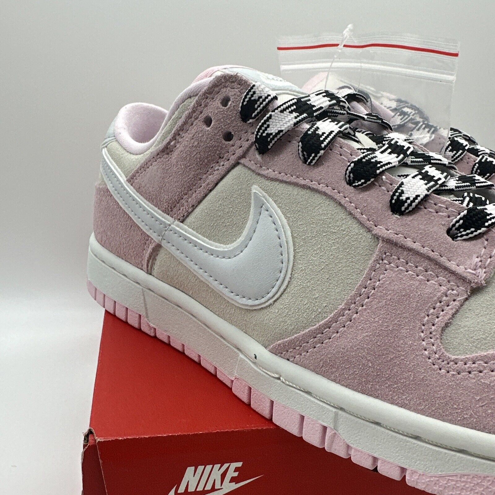 Nike Dunk Low LX "Pink Foam" DV3054-600 2023 Women’s Size 9