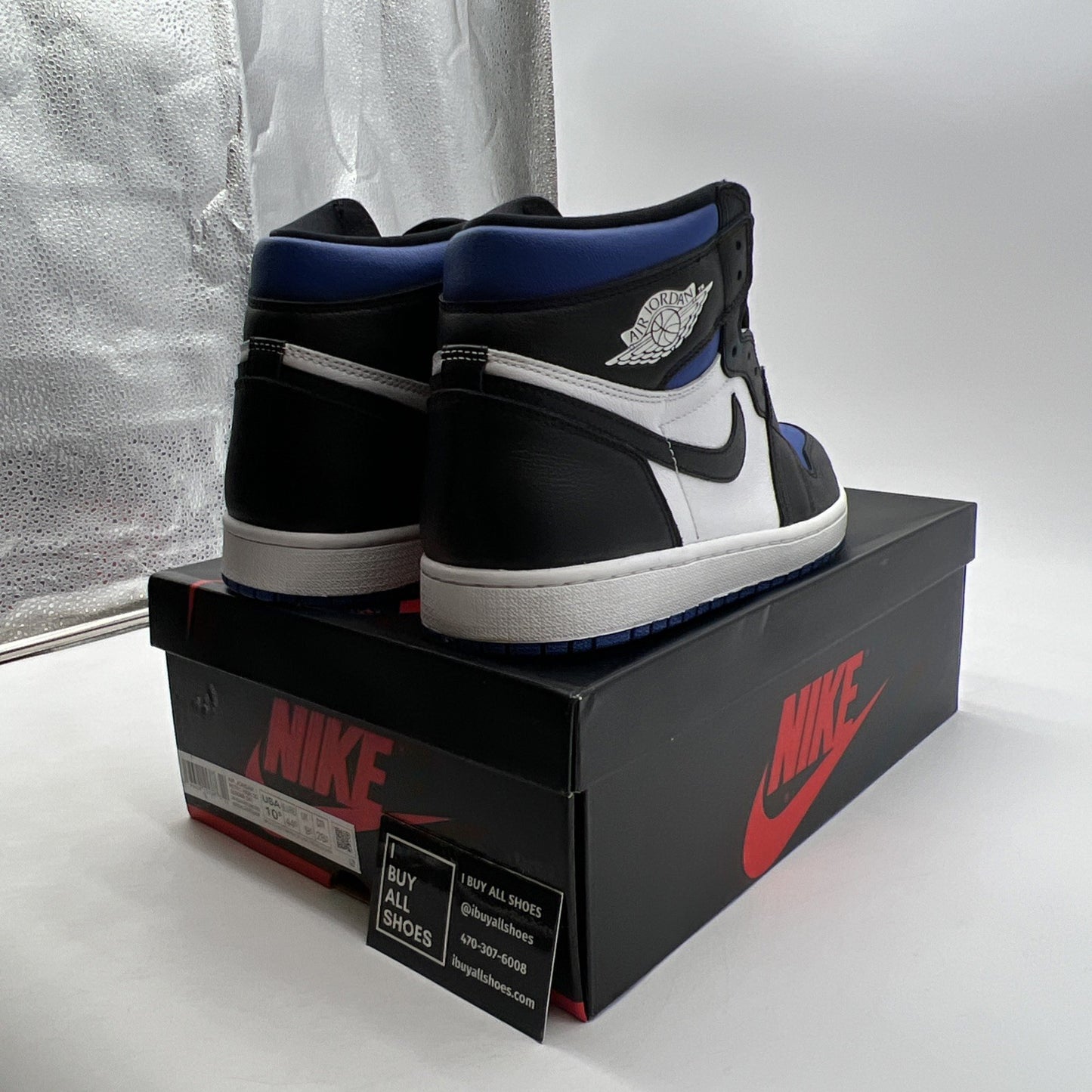 Size 10.5 - Air Jordan 1 Retro OG High Royal Toe (555088-041)