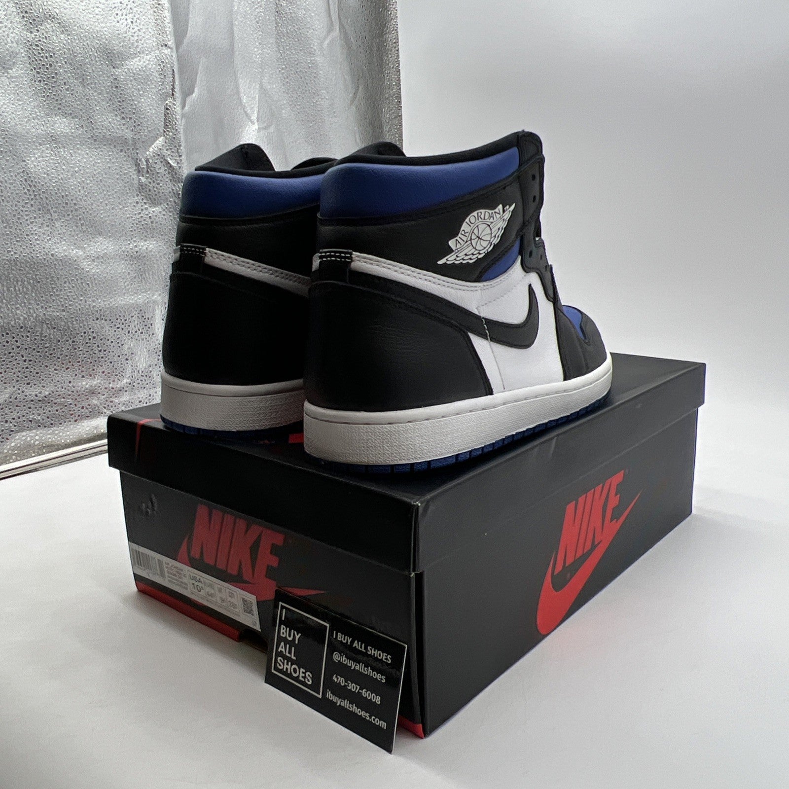 Size 10.5 - Air Jordan 1 Retro OG High Royal Toe (555088-041)