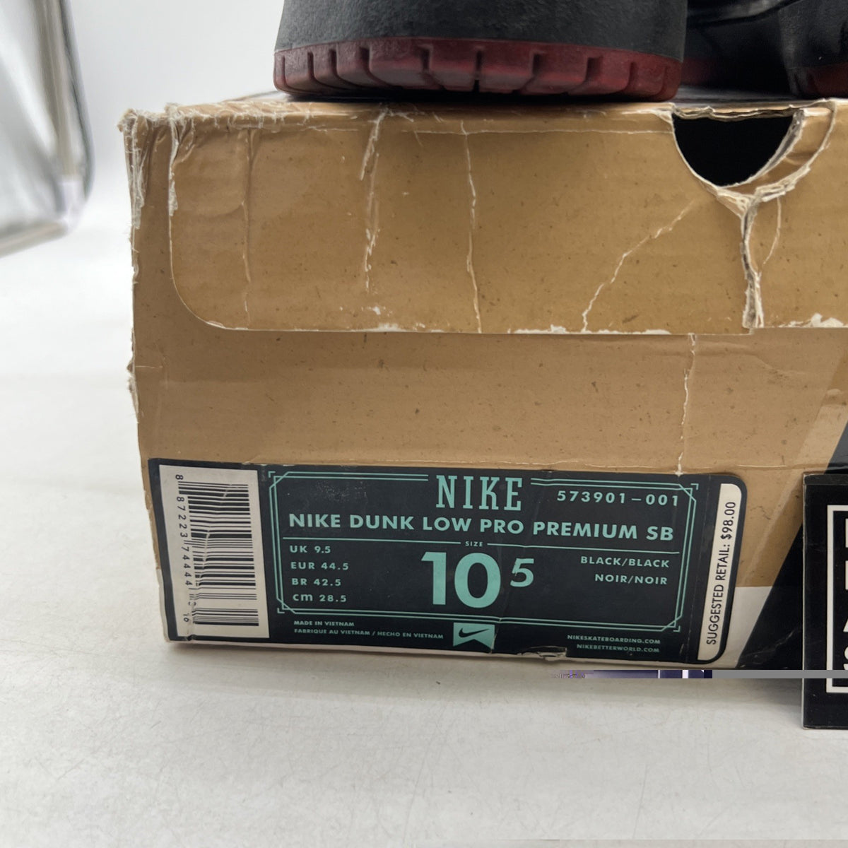 Size 10.5 - Nike Dunk Premium SB Low Levi's (573901-001)