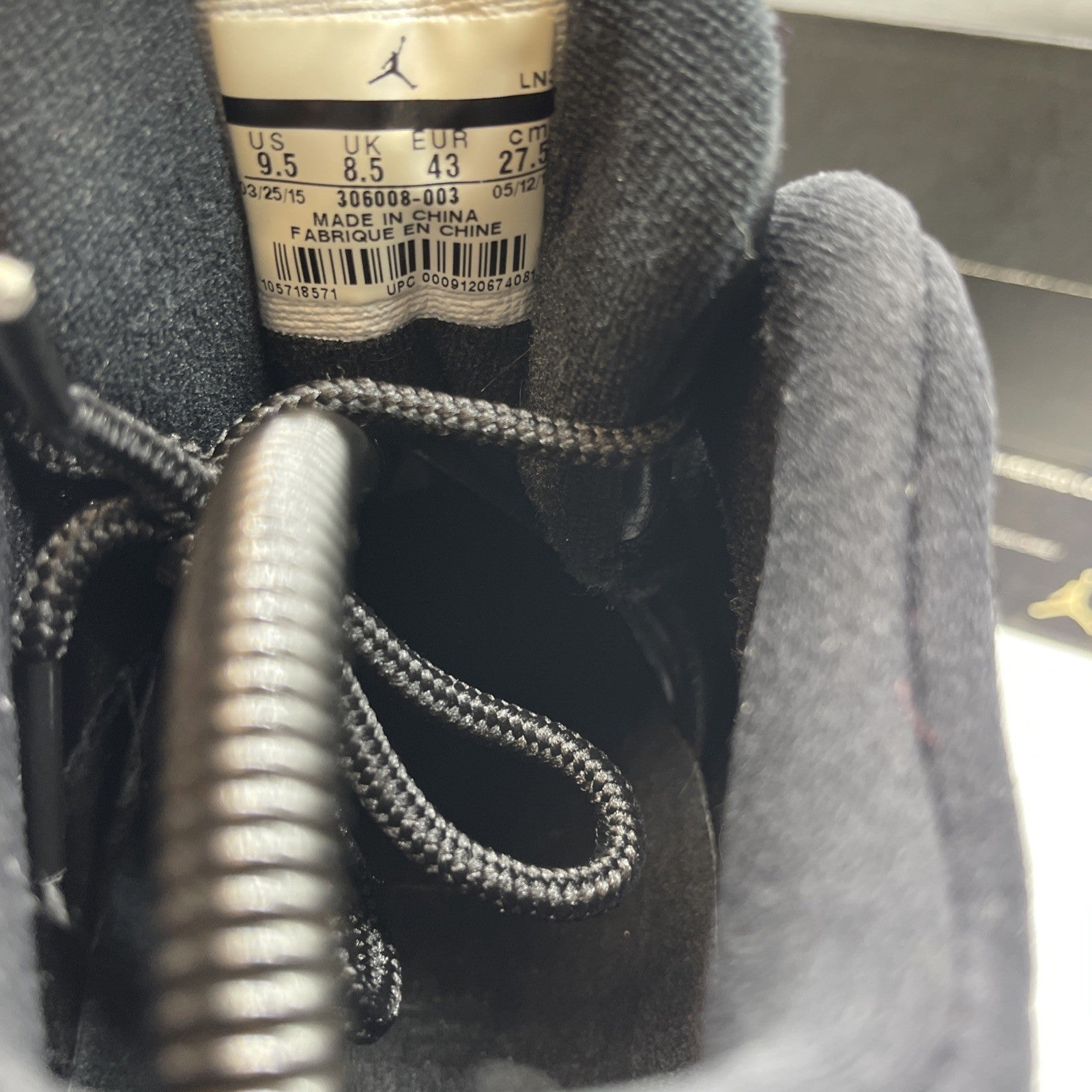 Size 9.5 - Air Jordan 11 IE Low Referee (306008-003)