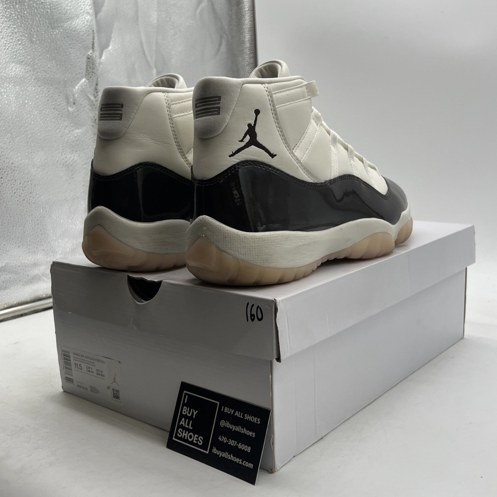 Size 11.5 - Air Jordan 11 Retro Mid Neapolitan W (AR0715-101)