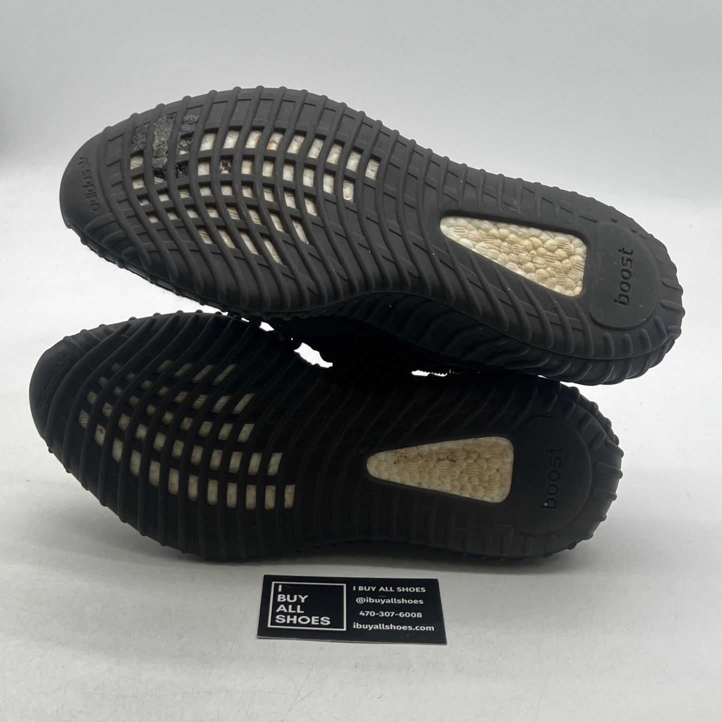 Size 9.5 - adidas Yeezy Boost 350 V2 Low Oreo (BY1604)