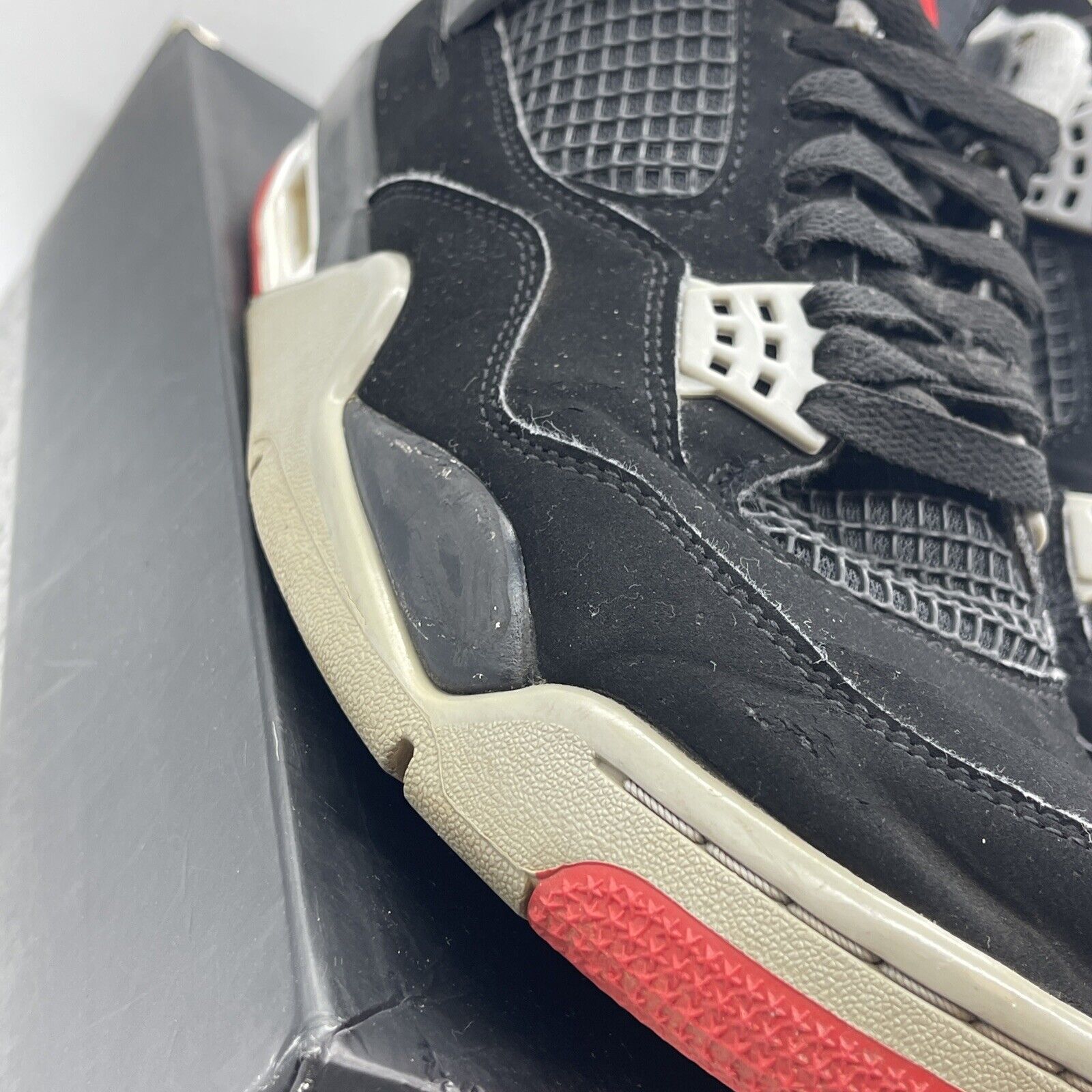 Size 9 - Jordan 4 Retro OG Mid Bred 2019 Black Red Grey Suede Leather 308497-060