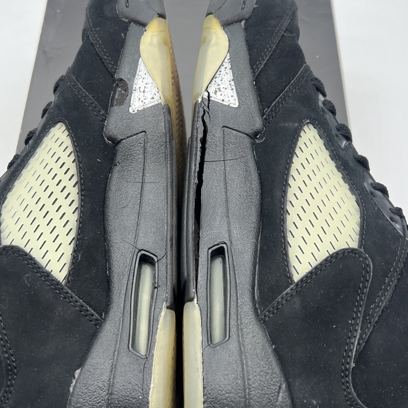 Size 11 - Air Jordan 5 Retro 2011 Black Metallic (136027-010)