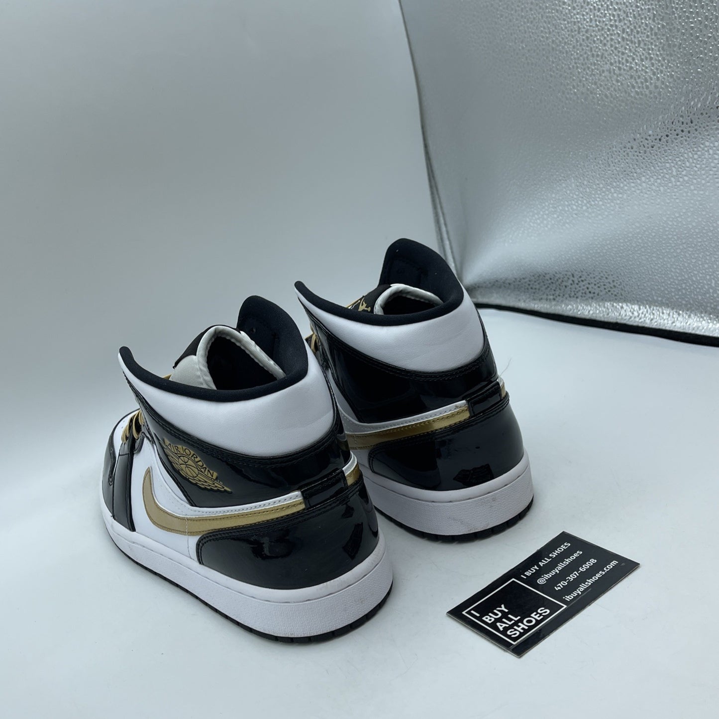 Size 12 - Air Jordan 1 Mid SE Patent Black Gold (852542-007)