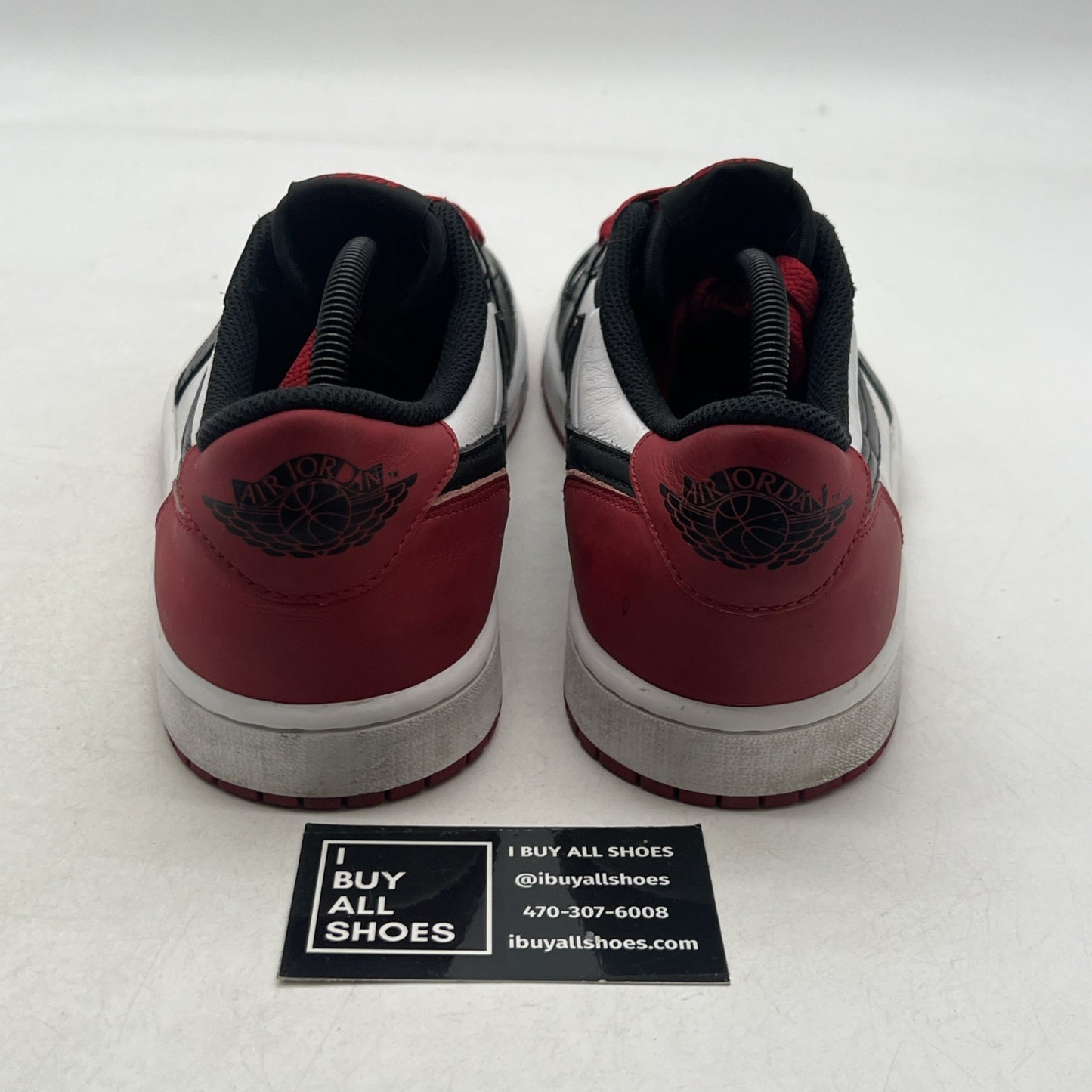 Size 10.5 - Air Jordan 1 Retro OG Low Black Toe (CZ0790-106)