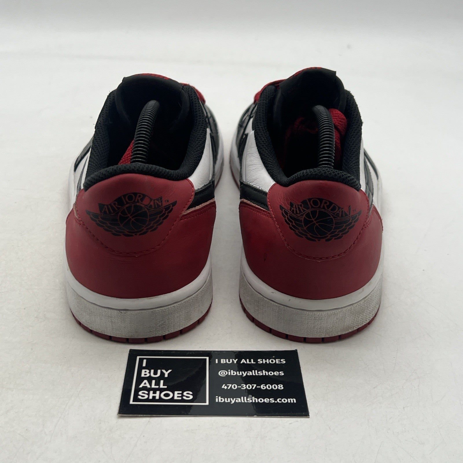 Size 10.5 - Air Jordan 1 Retro OG Low Black Toe (CZ0790-106)