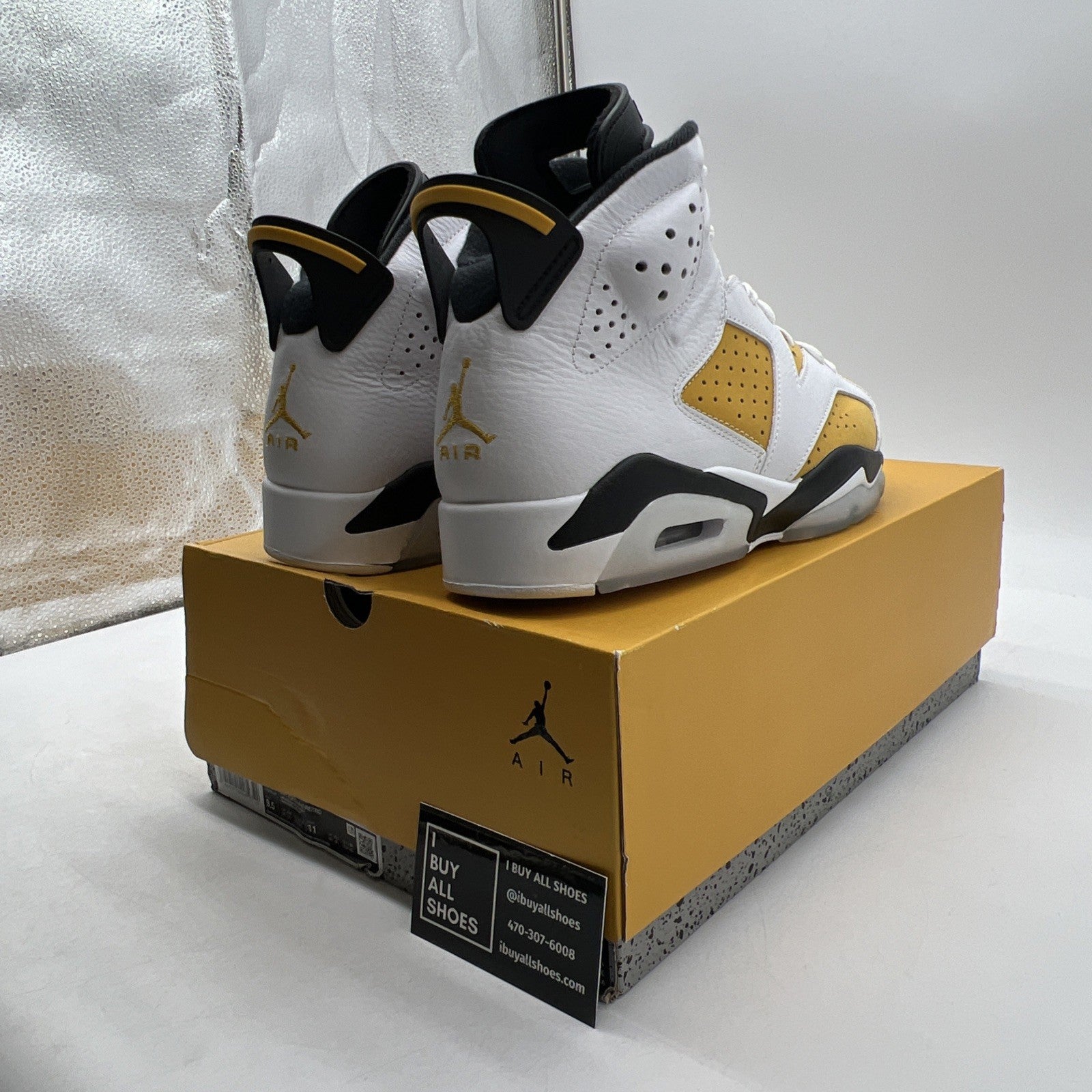 Size 9.5 - Air Jordan 6 Retro Yellow Ochre (CT8629-170)