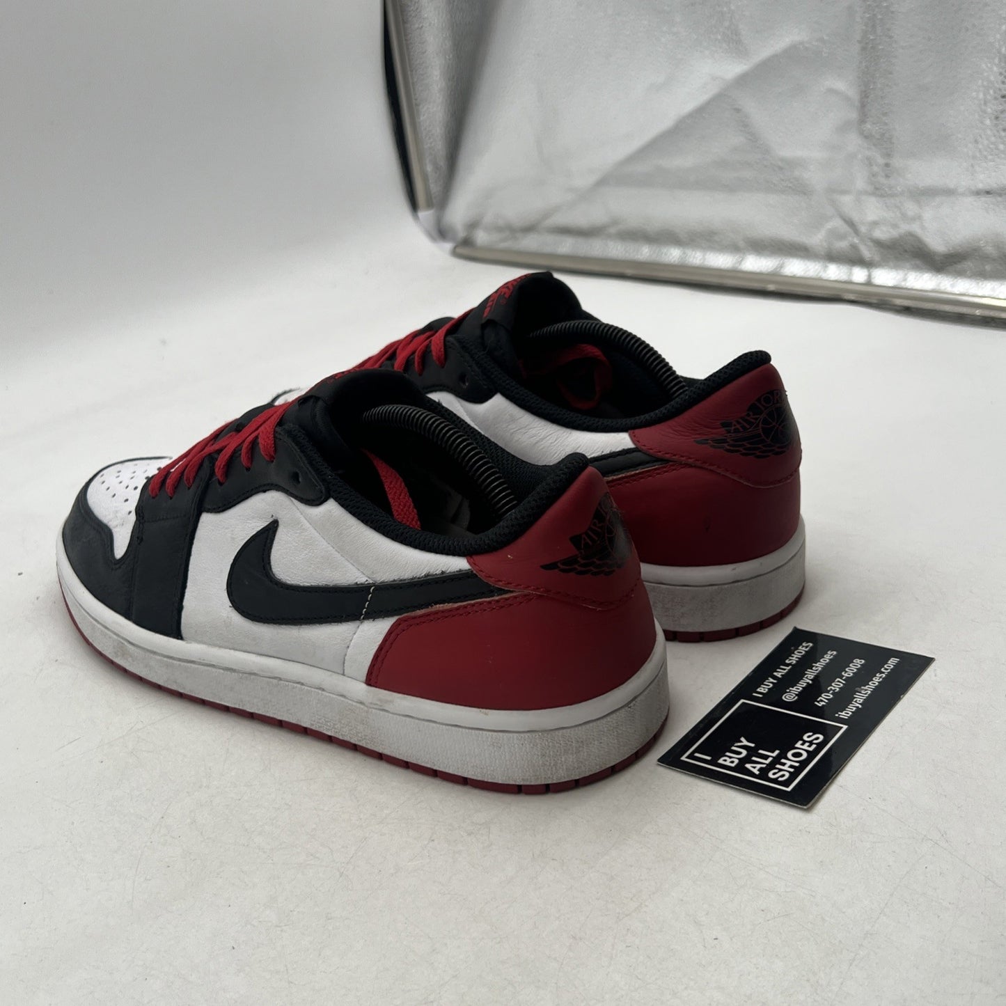 Size 10.5 - Air Jordan 1 Retro OG Low Black Toe (CZ0790-106)