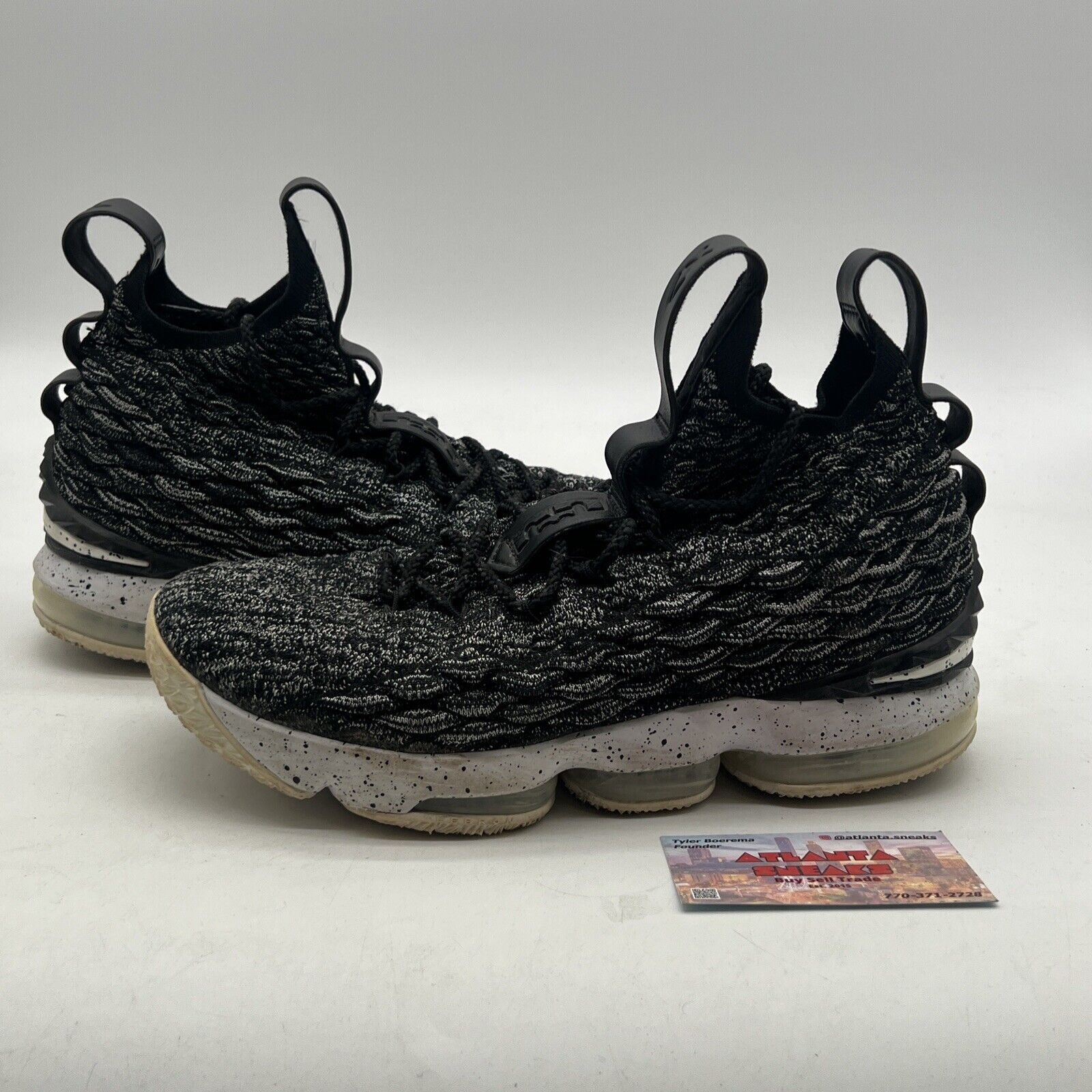 Size 8.5 - Nike LeBron 15 Ashes - (897648-002)