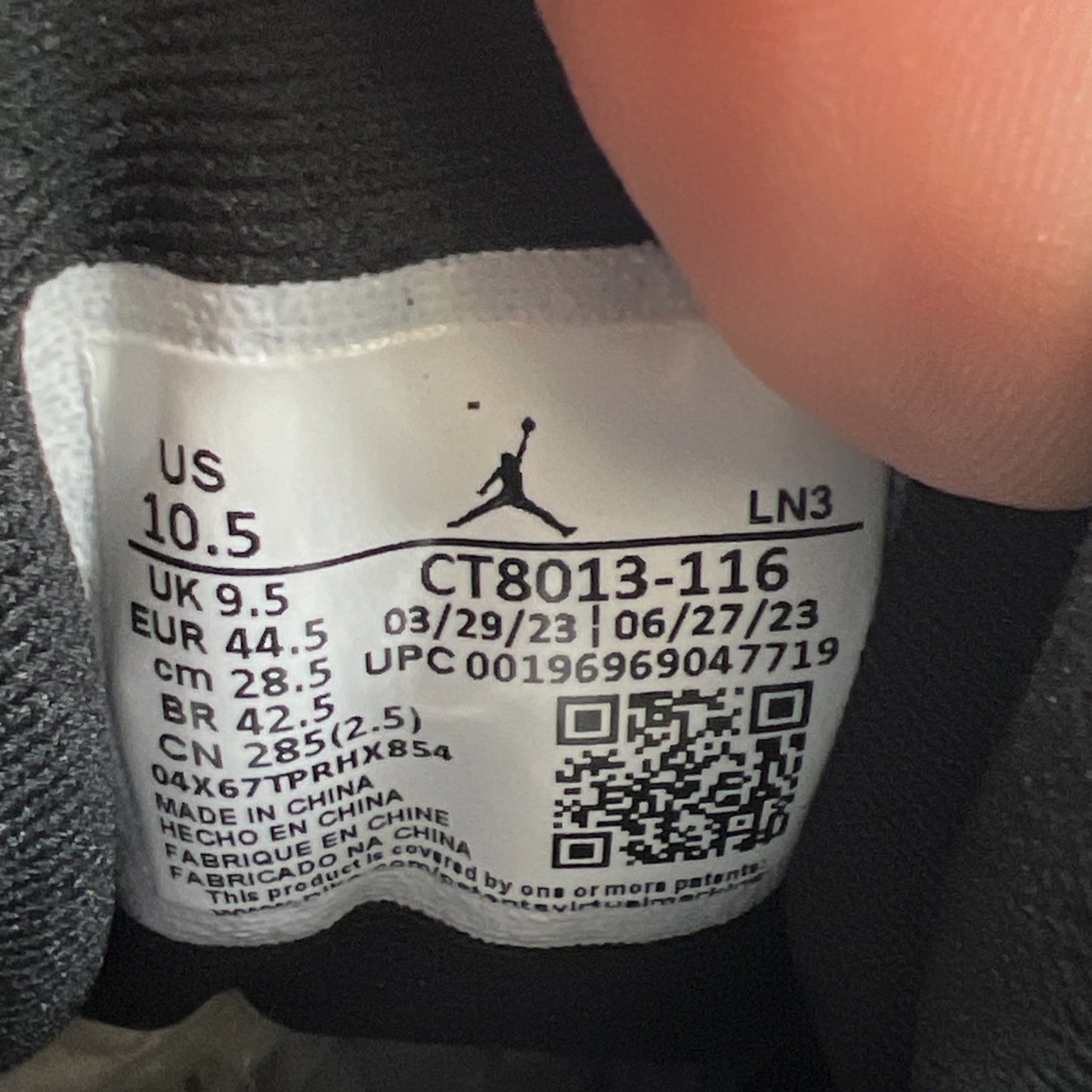 Size 10.5 - Air Jordan 12 Retro 2023 Mid Cherry (CT8013-116)
