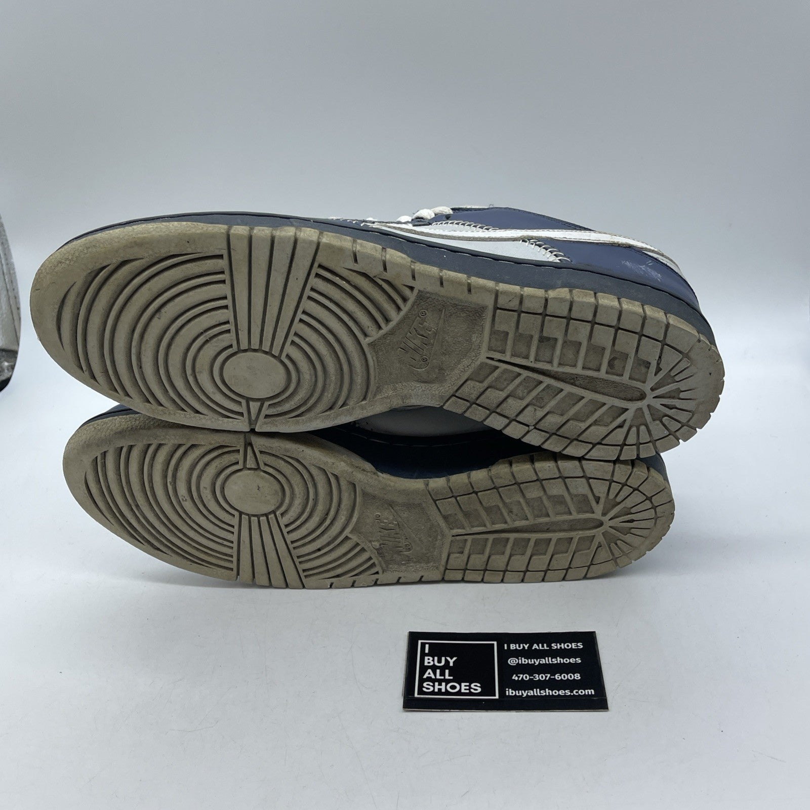 Size 10 - Nike Dunk Low Gray (309431-015)