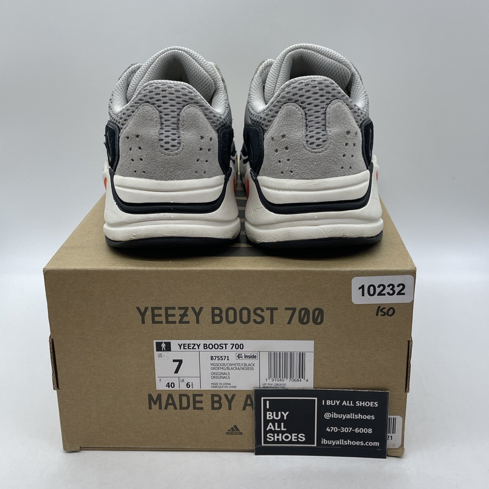 Size 7 - adidas Yeezy Boost 700 Low Wave Runner Suede Leather (B75571)
