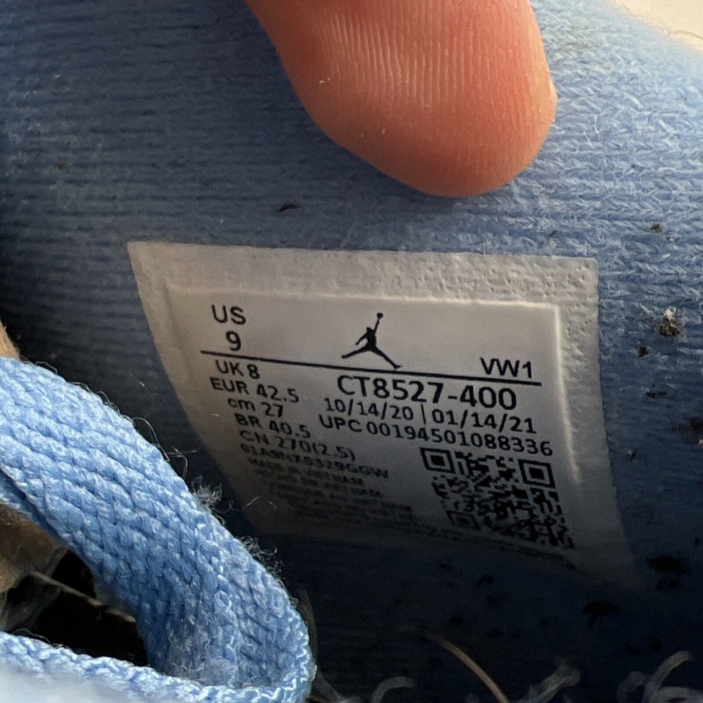 Size 9 - Jordan 4 Retro Mid University Blue (CT8527-400)