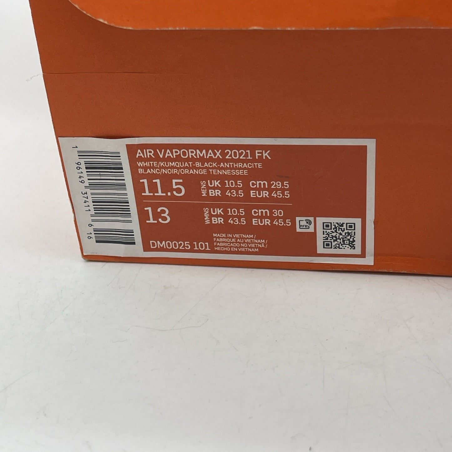 Size 11.5 - Nike Air VaporMax 2021 Flyknit White Kumquat Suede (DM0025-101)
