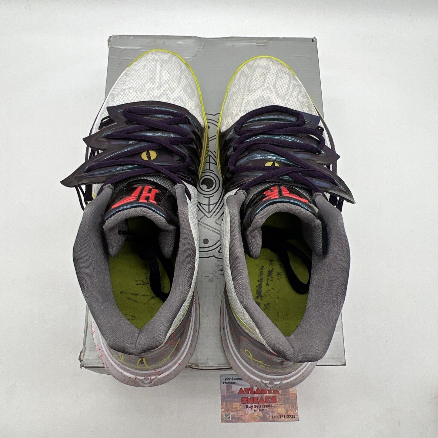 Size 10.5 - Nike Kyrie 5 Mamba Mentality Green Purple (AO2918-102)
