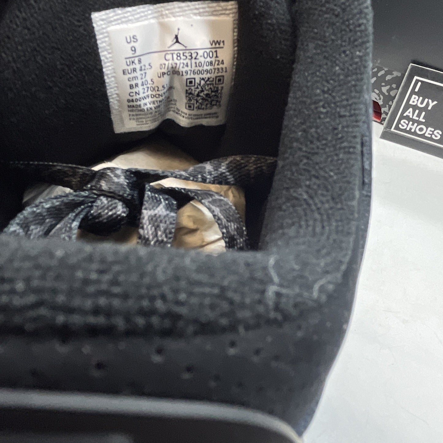 Size 9 - Air Jordan 3 Retro 2025 Black Cat (CT8532-001)