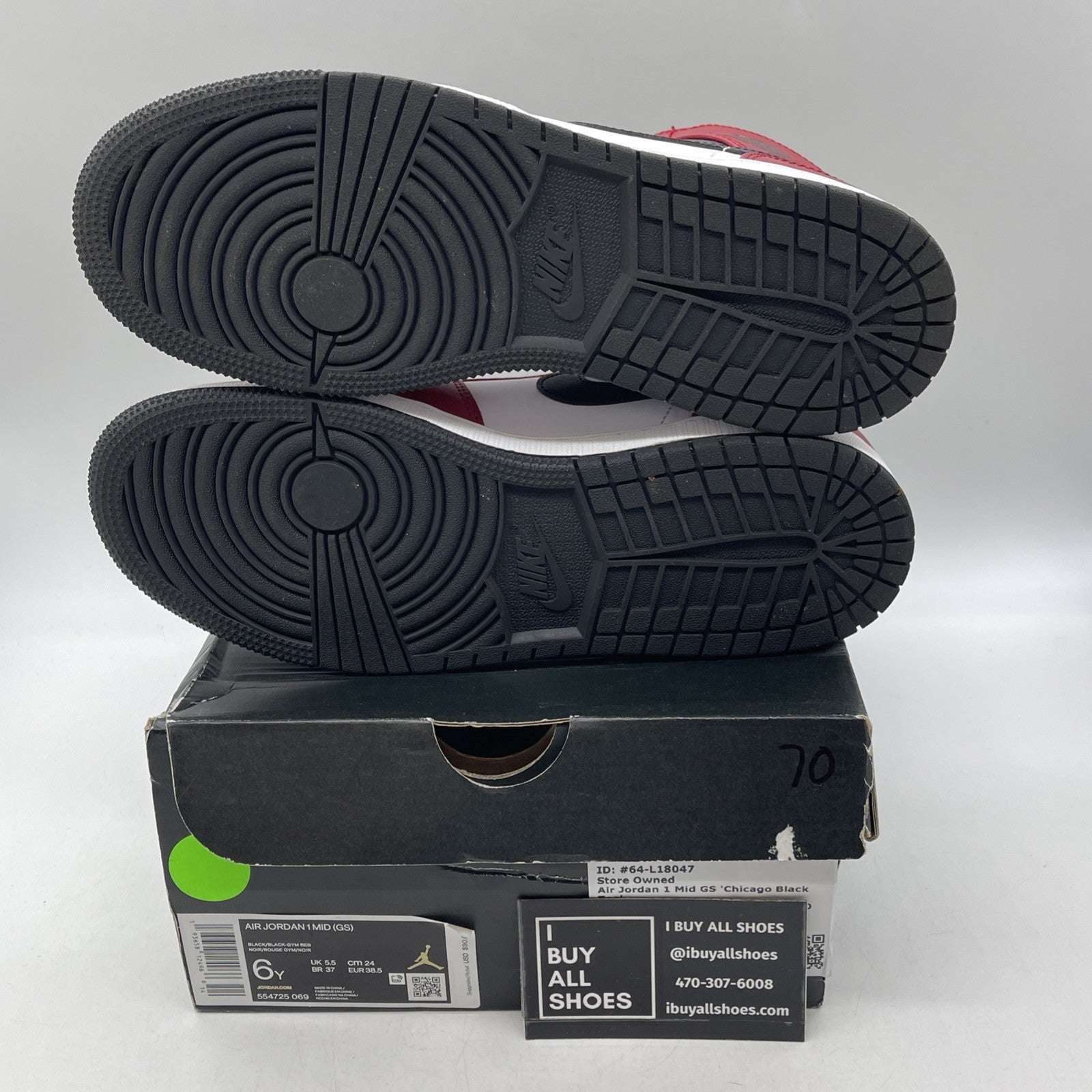 Size 6Y (GS) - Air Jordan 1 Mid Chicago Black Toe (554725-069)