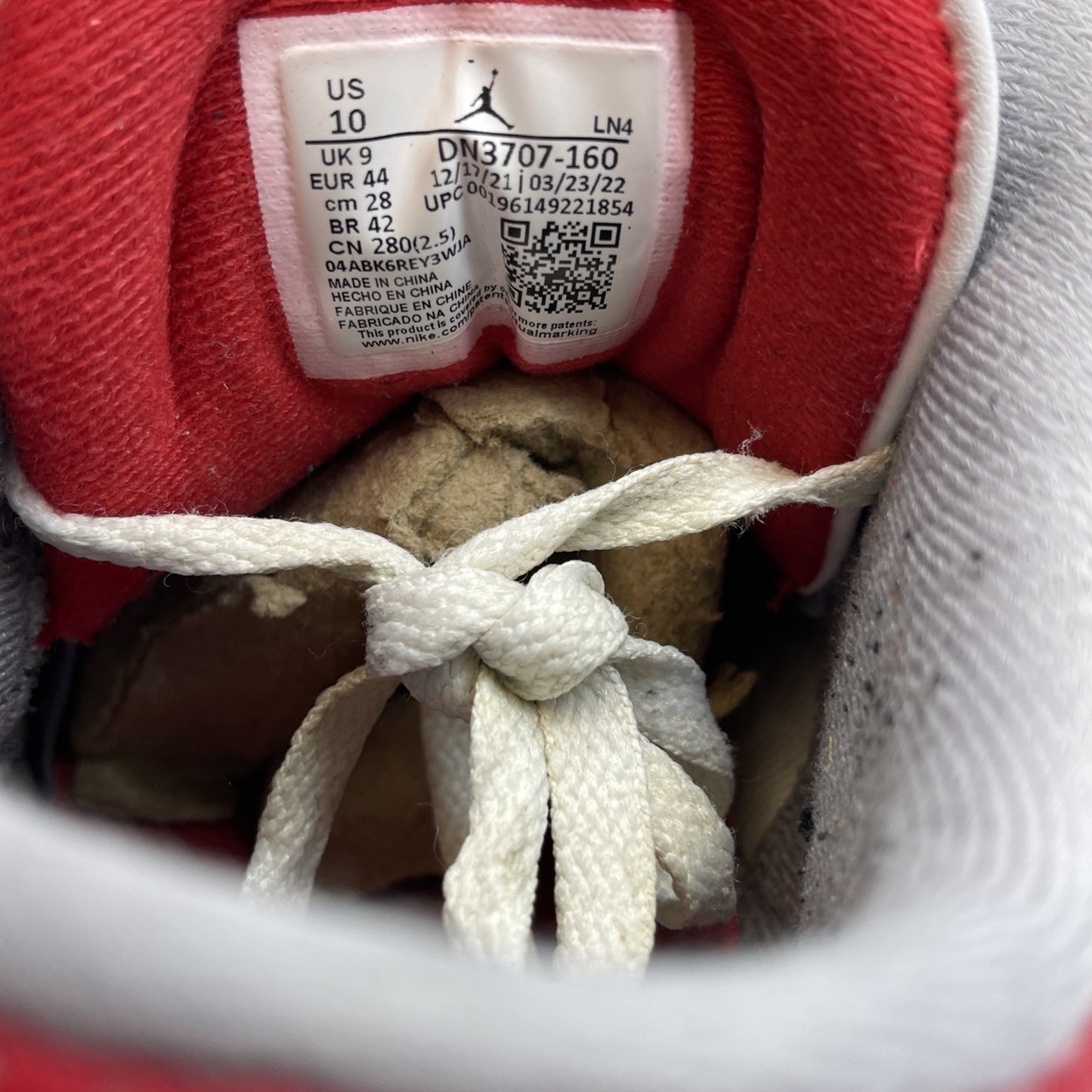 Size 10 - Jordan 3 Retro Mid Fire Red White Suede Leather (DN3707-160)