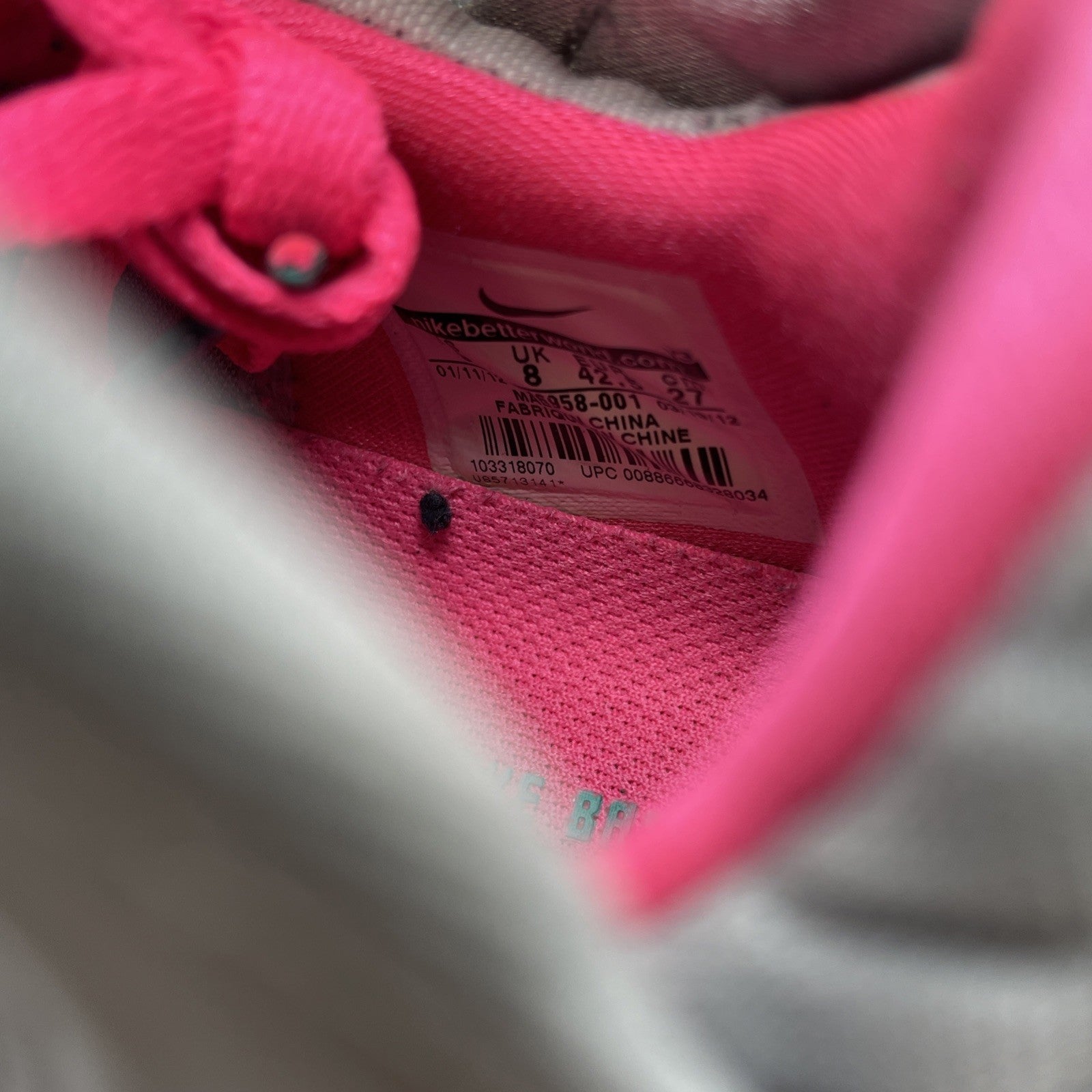 Size 9 - Nike LeBron 9 P.S. Elite South Beach (516958-001)